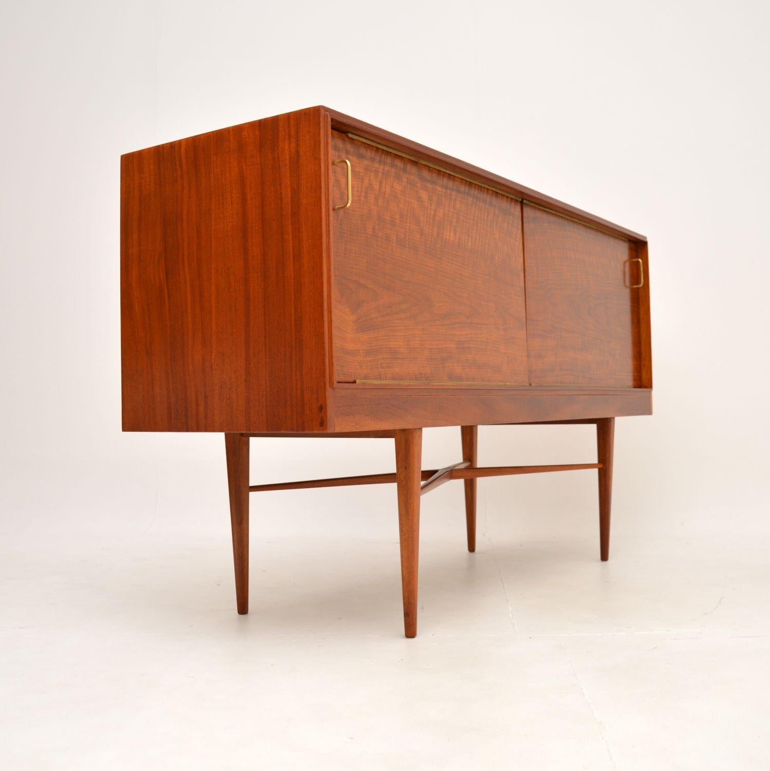Mid-Century Modern Vintage Sideboard by Robert Heritage for Heal’s For Sale