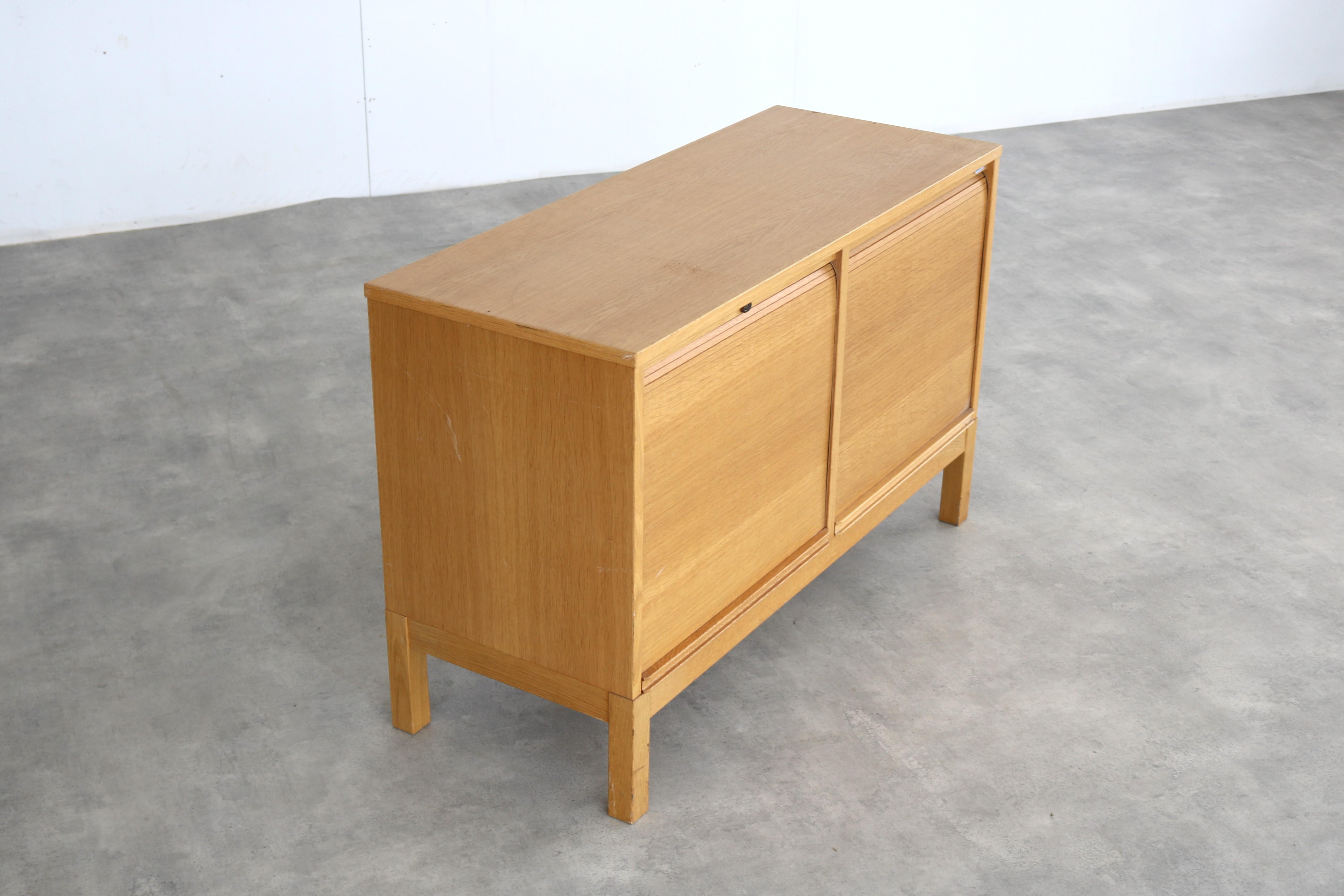 buffet vintage  classeur  70's  Kinnarps Bon état à Lemmer, NL