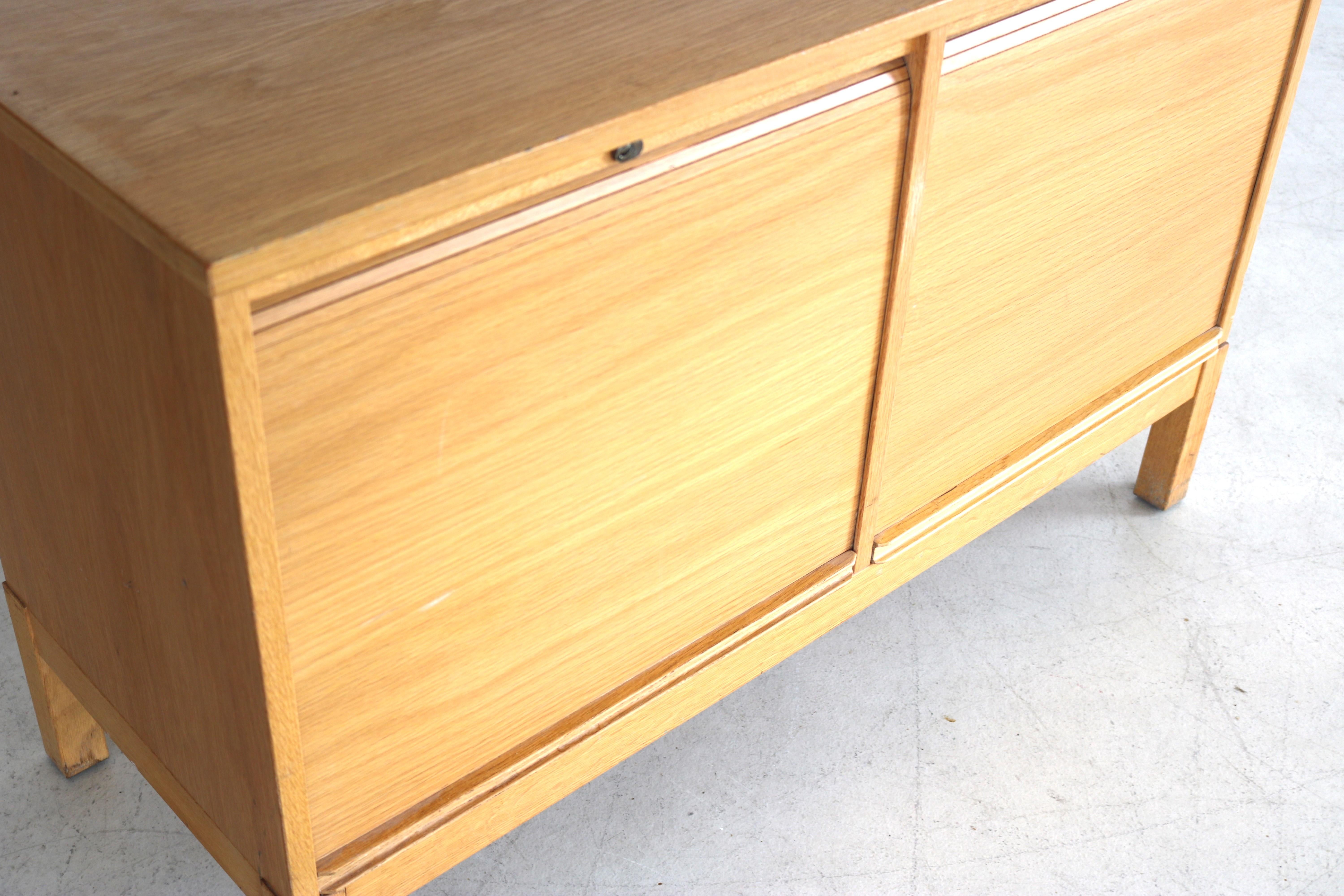 vintage sideboard | filing cabinet | 70s | Kinnarps In Good Condition For Sale In GRONINGEN, NL
