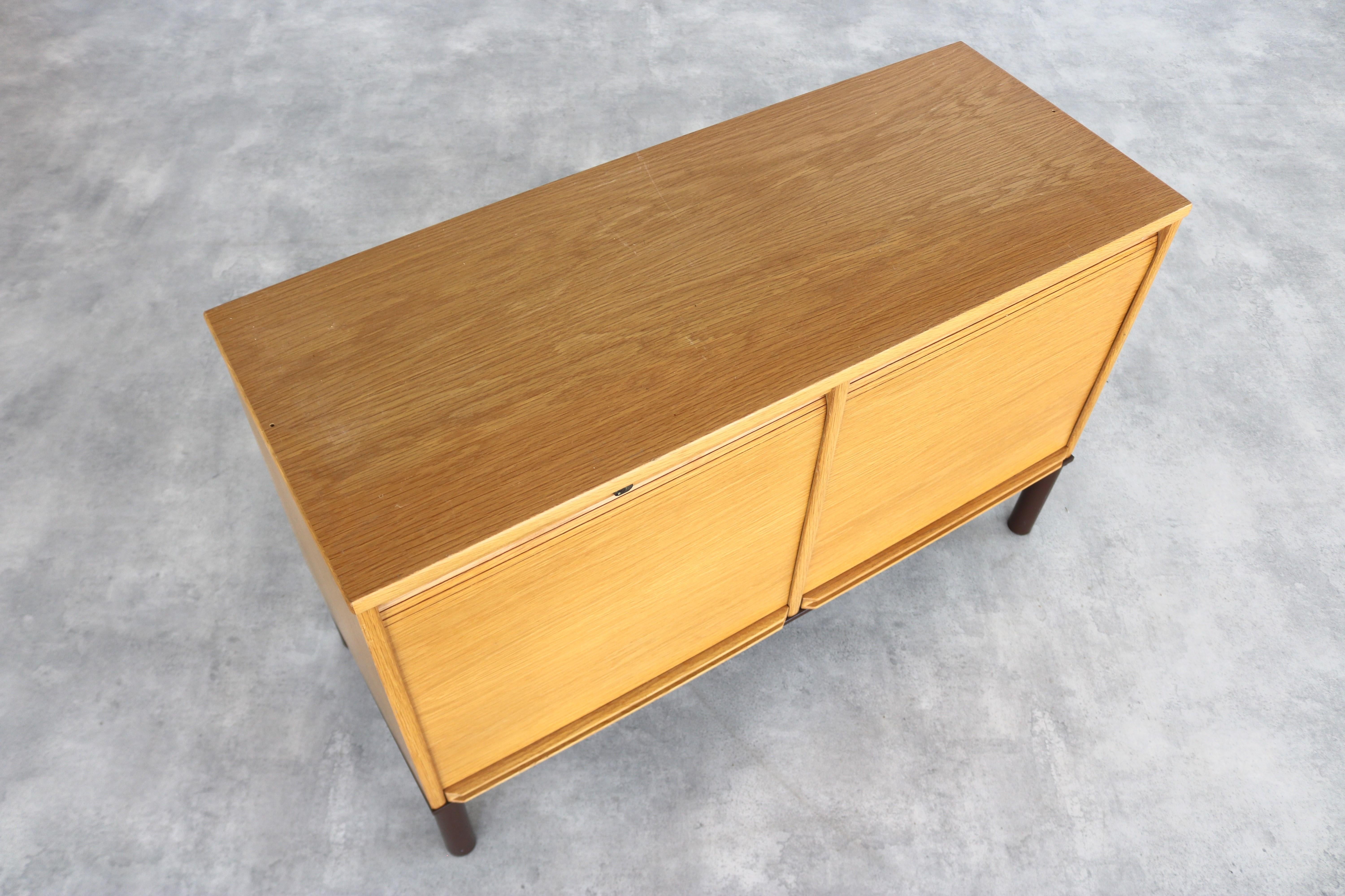 Chêne buffet vintage  classeur  70's  Kinnarps
