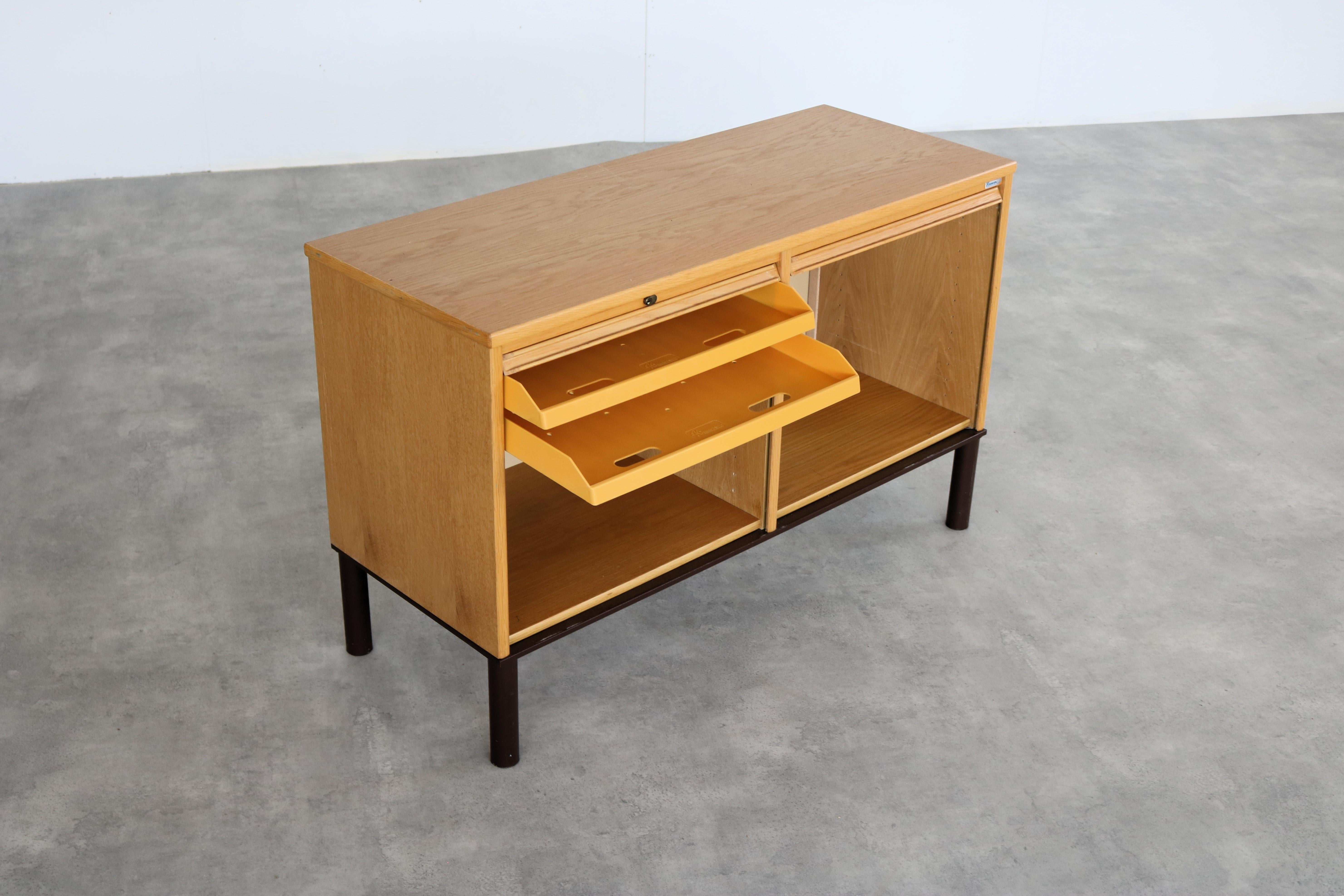 buffet vintage  classeur  70's  Kinnarps 1
