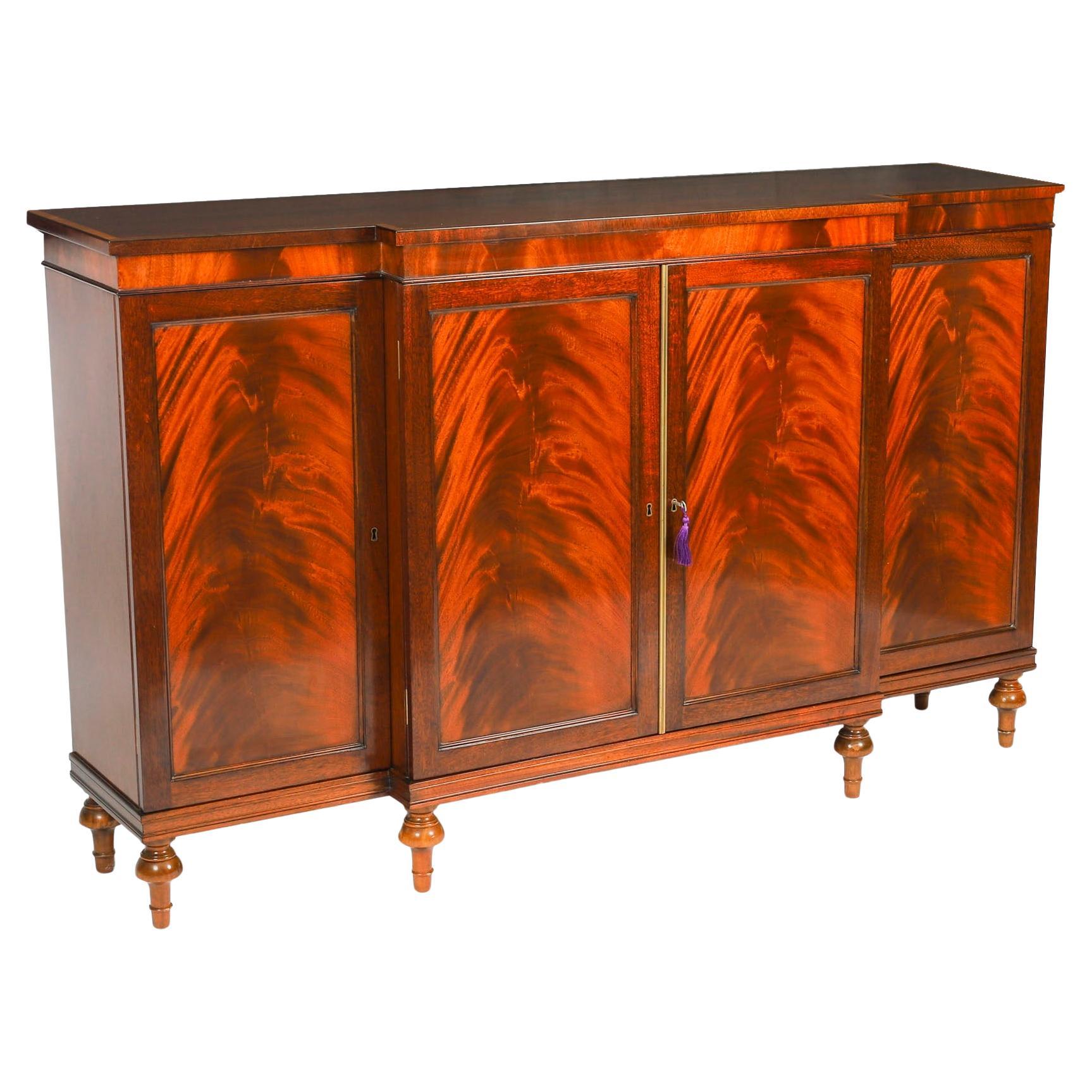 Vintage Sideboard Flame Mahogany by William Tillman Late 20th Century For Sale