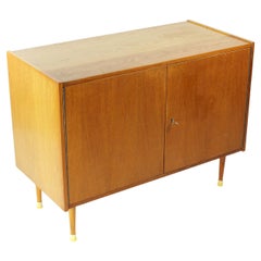 Vintage-Sideboard aus Buche, Tschechoslowakei, 1960er Jahre