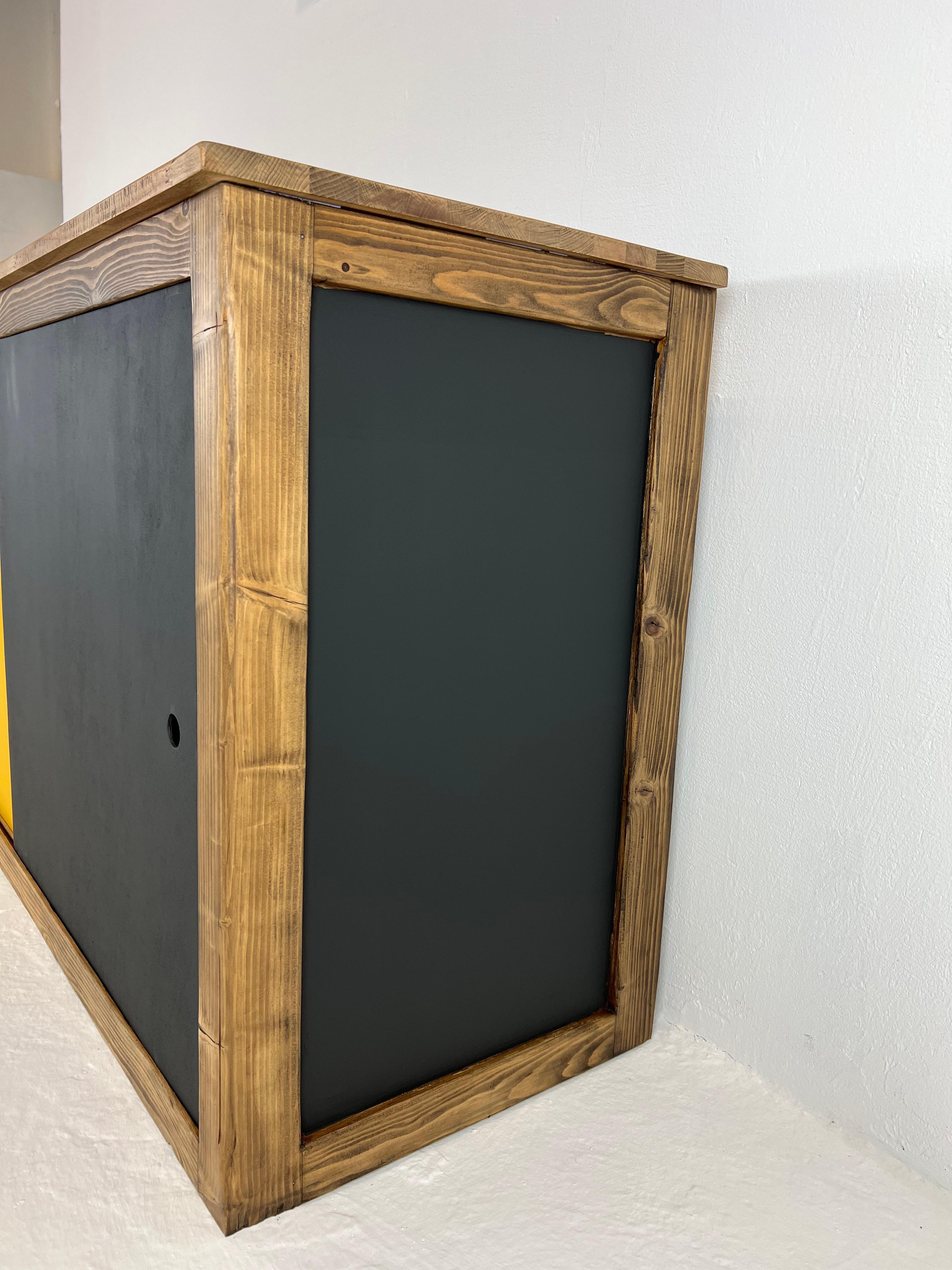 Vintage Sideboard in Pine and Oak with 2 Sliding Doors 8