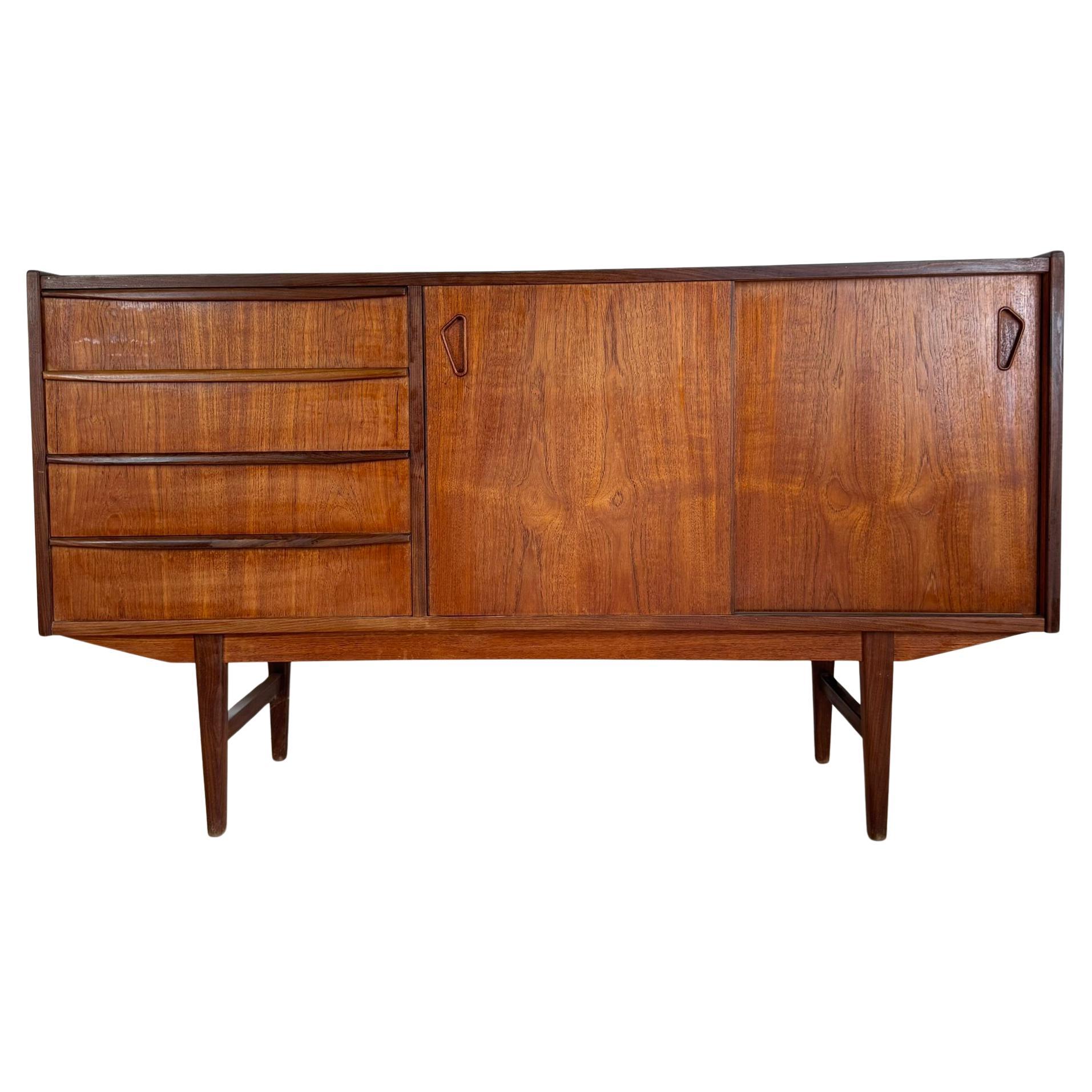 Vintage Anrichte aus Teakholz, Dänemark 1960