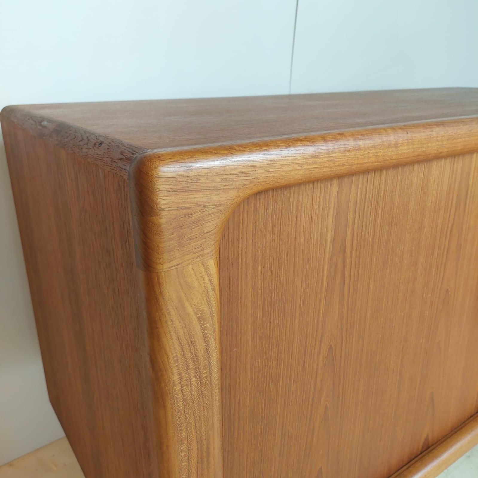 Mid-20th Century Buffet vintage en teck, Dyrlund, Danemark années 1960 en vente