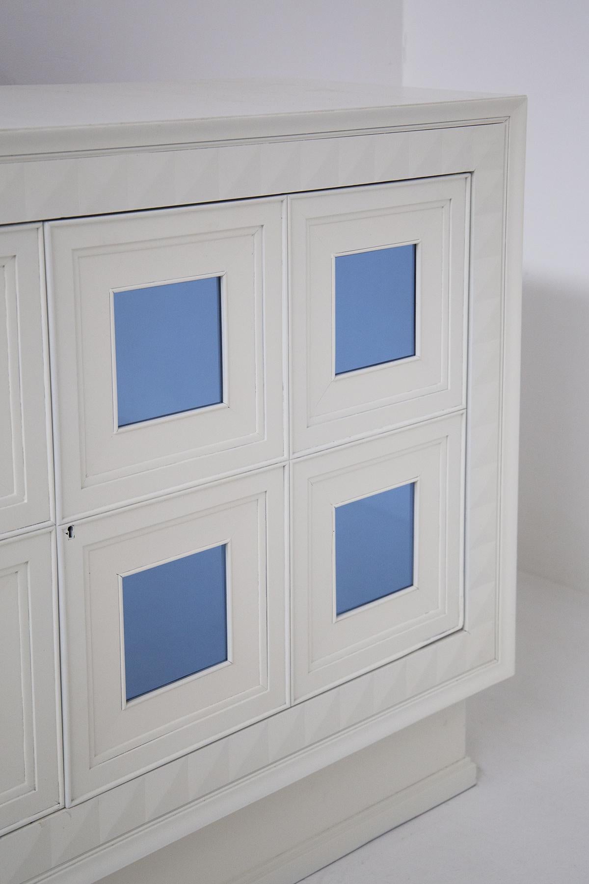 Vintage Sideboard in White Wood and Light Blue Mirror Att. to Paolo Buffa For Sale 3