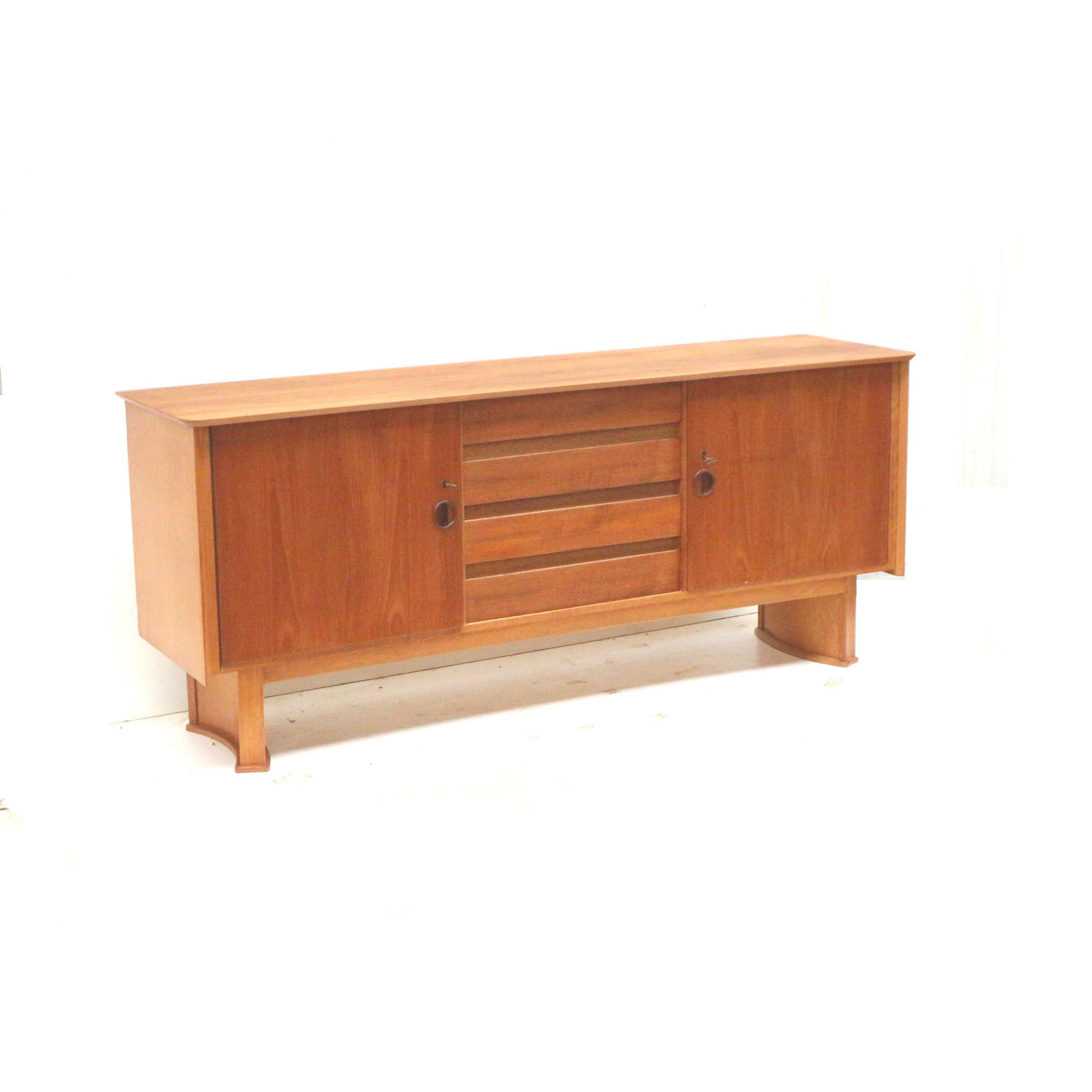 Vintage-Sideboard aus den 50er Jahren (Holz)