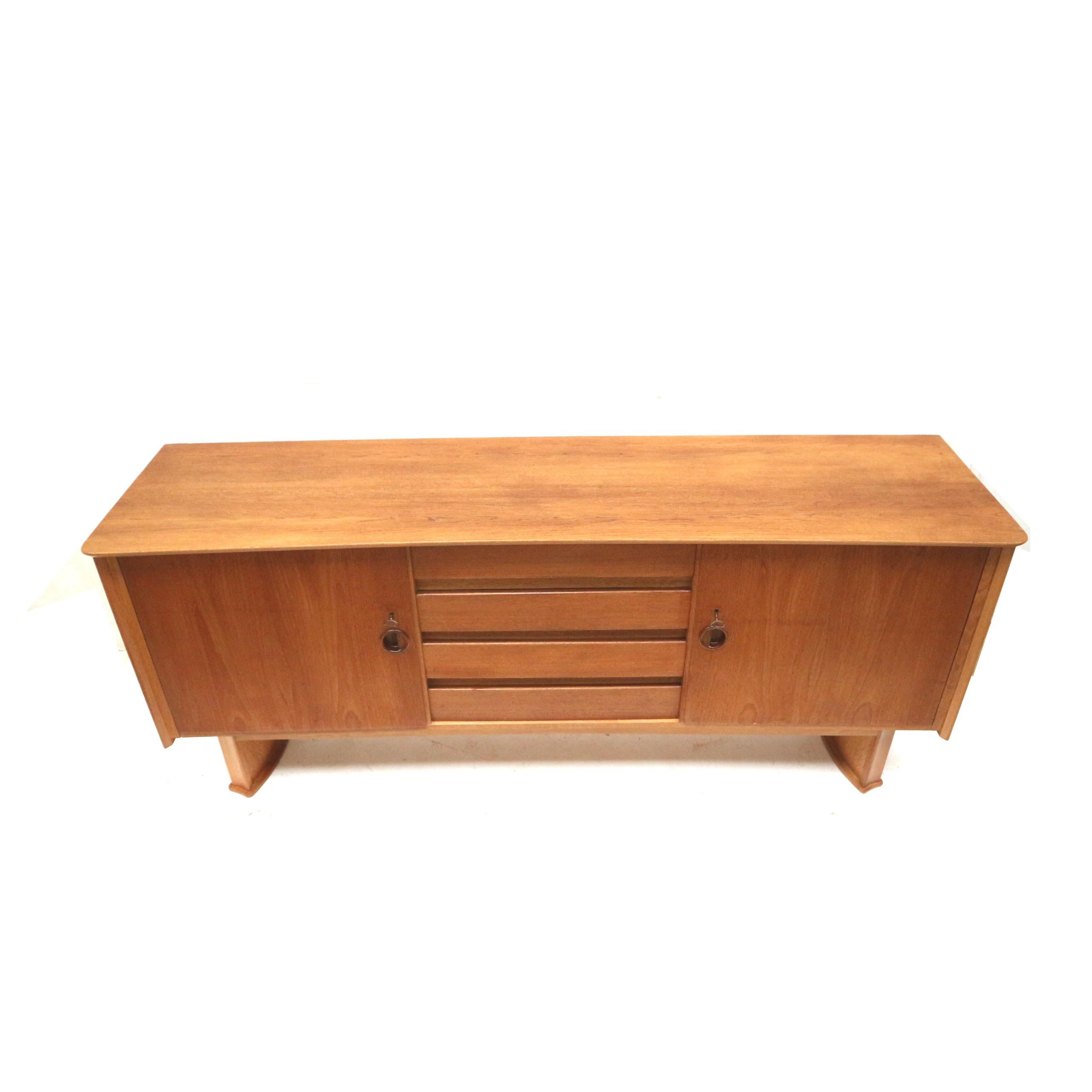 Vintage-Sideboard aus den 50er Jahren 1
