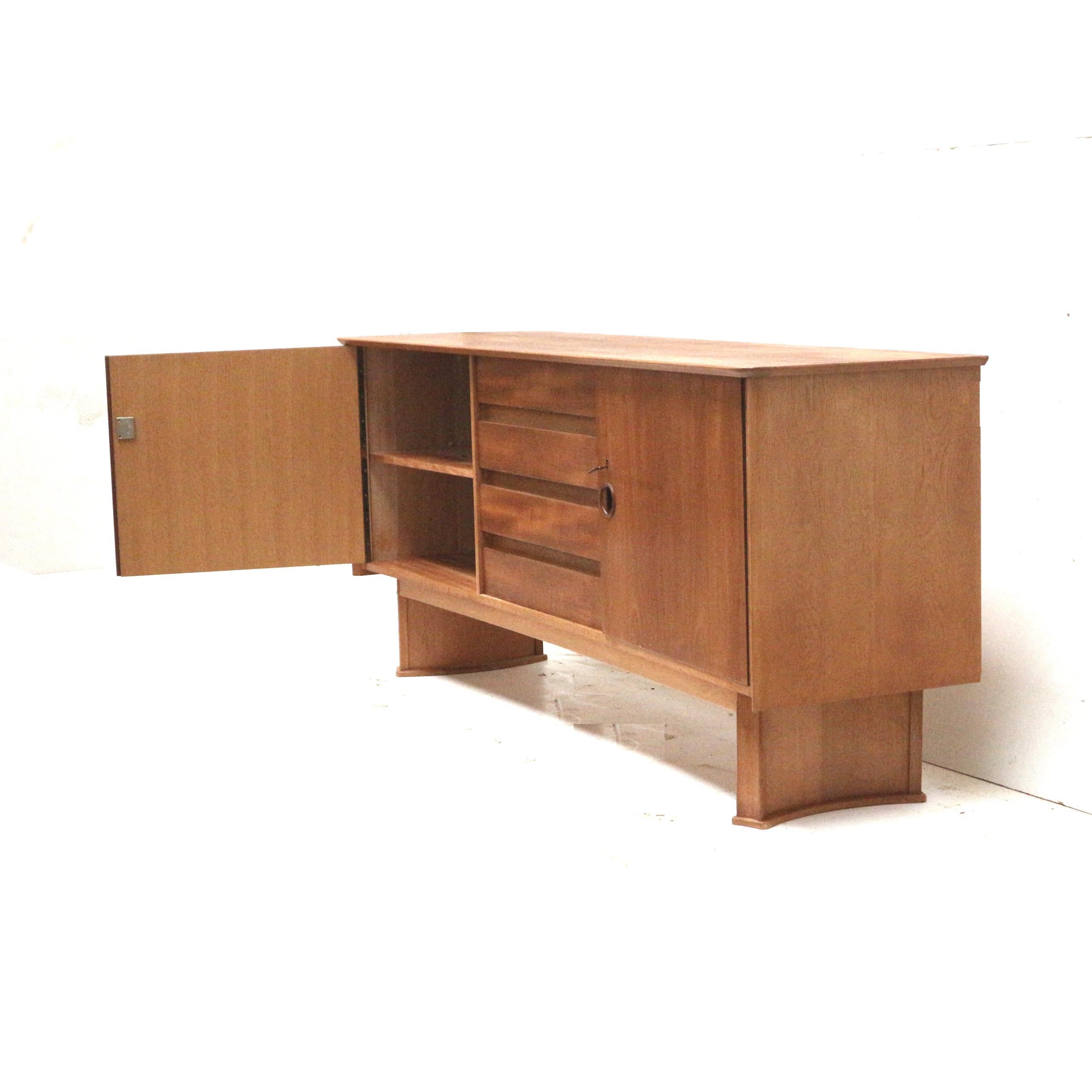 Vintage-Sideboard aus den 50er Jahren 4