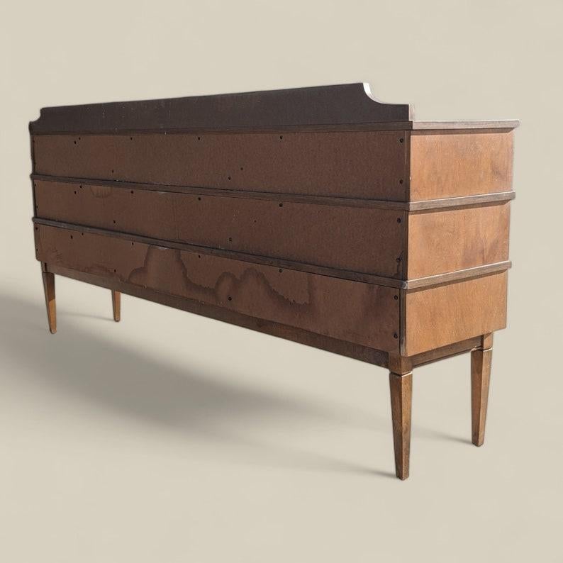 Credenza vintage, metà secolo, comò unico, mobile, 9 cassetti, buffet In condizioni buone in vendita a Rancho Cucamonga, CA