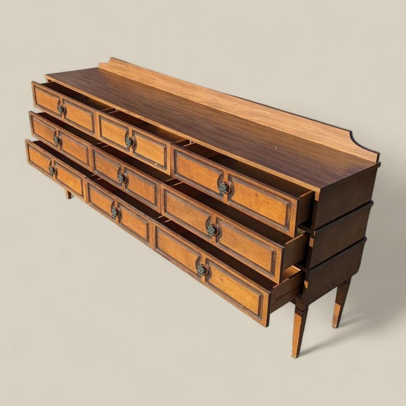 Credenza vintage, metà secolo, comò unico, mobile, 9 cassetti, buffet in vendita 2
