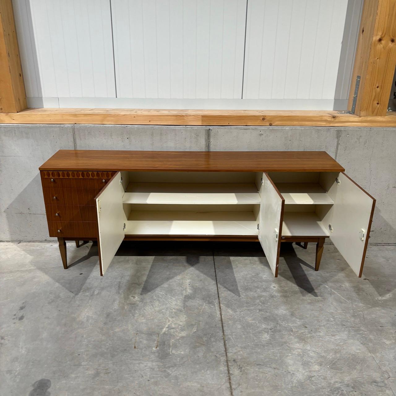 Buffet Vintage Royal Board Sweden 1975  Palissandre en vente 13