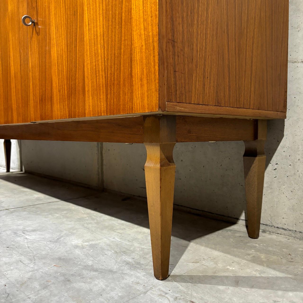 Fin du 20e siècle Buffet Vintage Royal Board Sweden 1975  Palissandre en vente