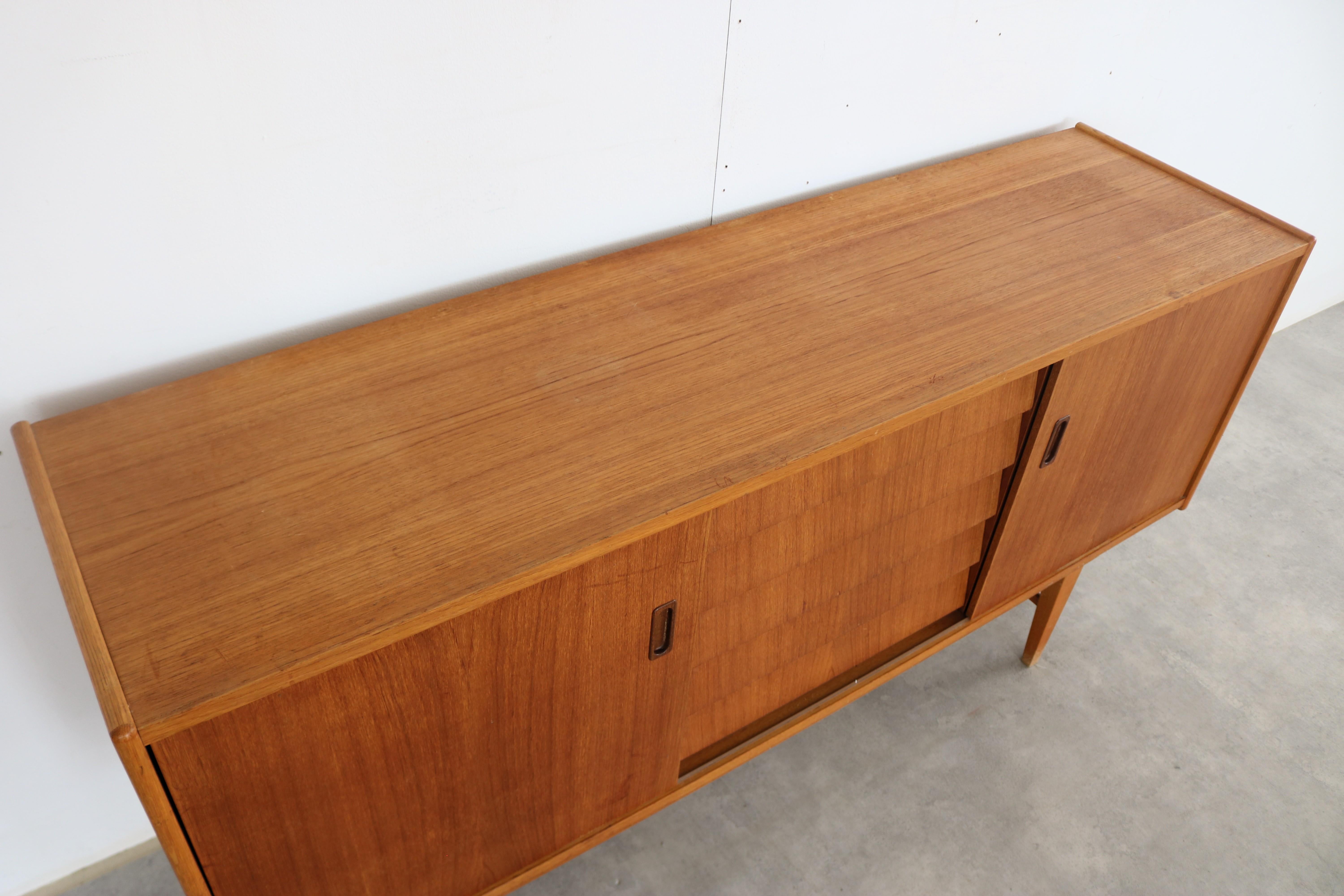 credenza vintage  credenza  1960s  Svedese in vendita 1