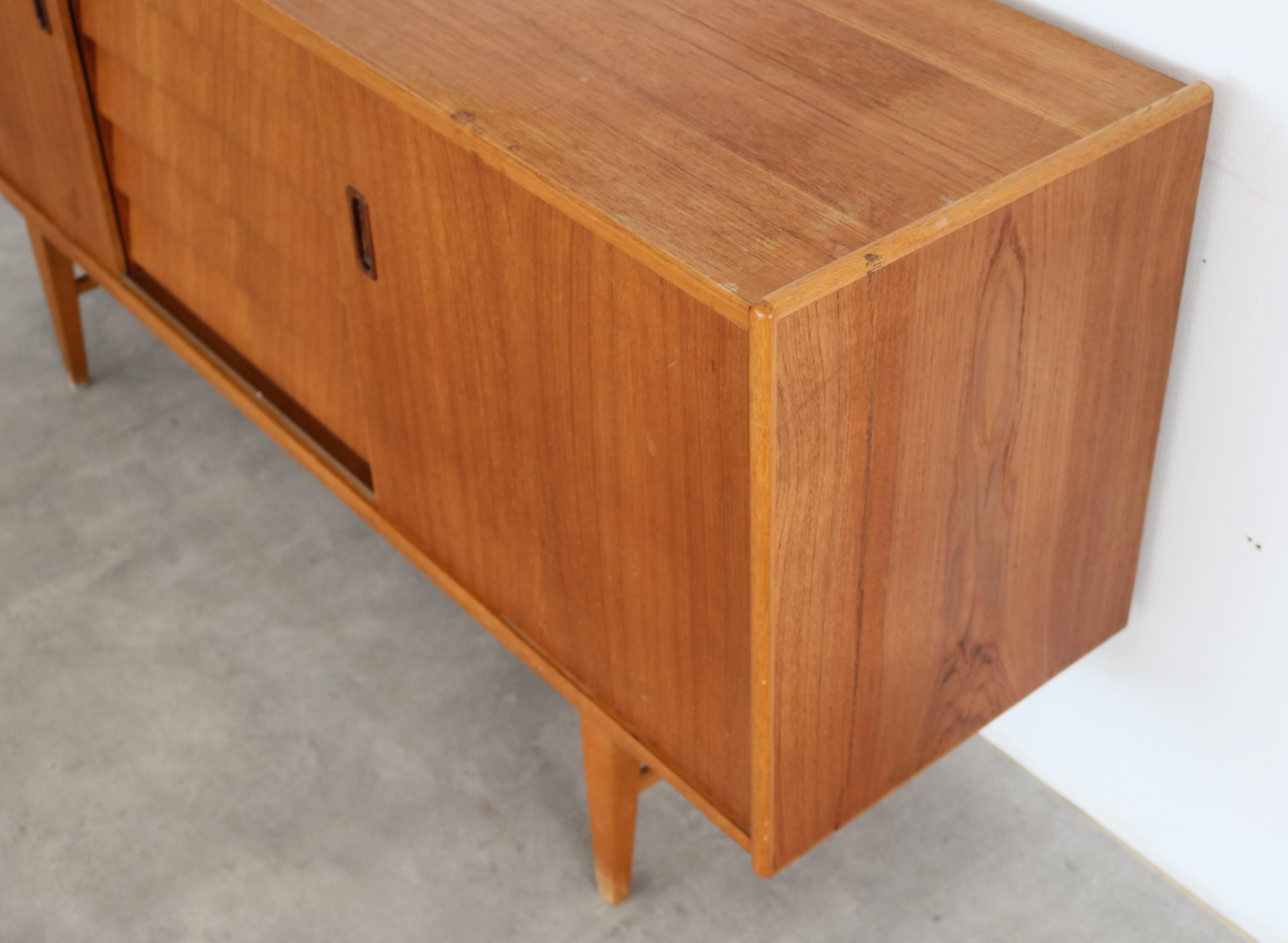 credenza vintage  credenza  1960s  Svedese in vendita 2
