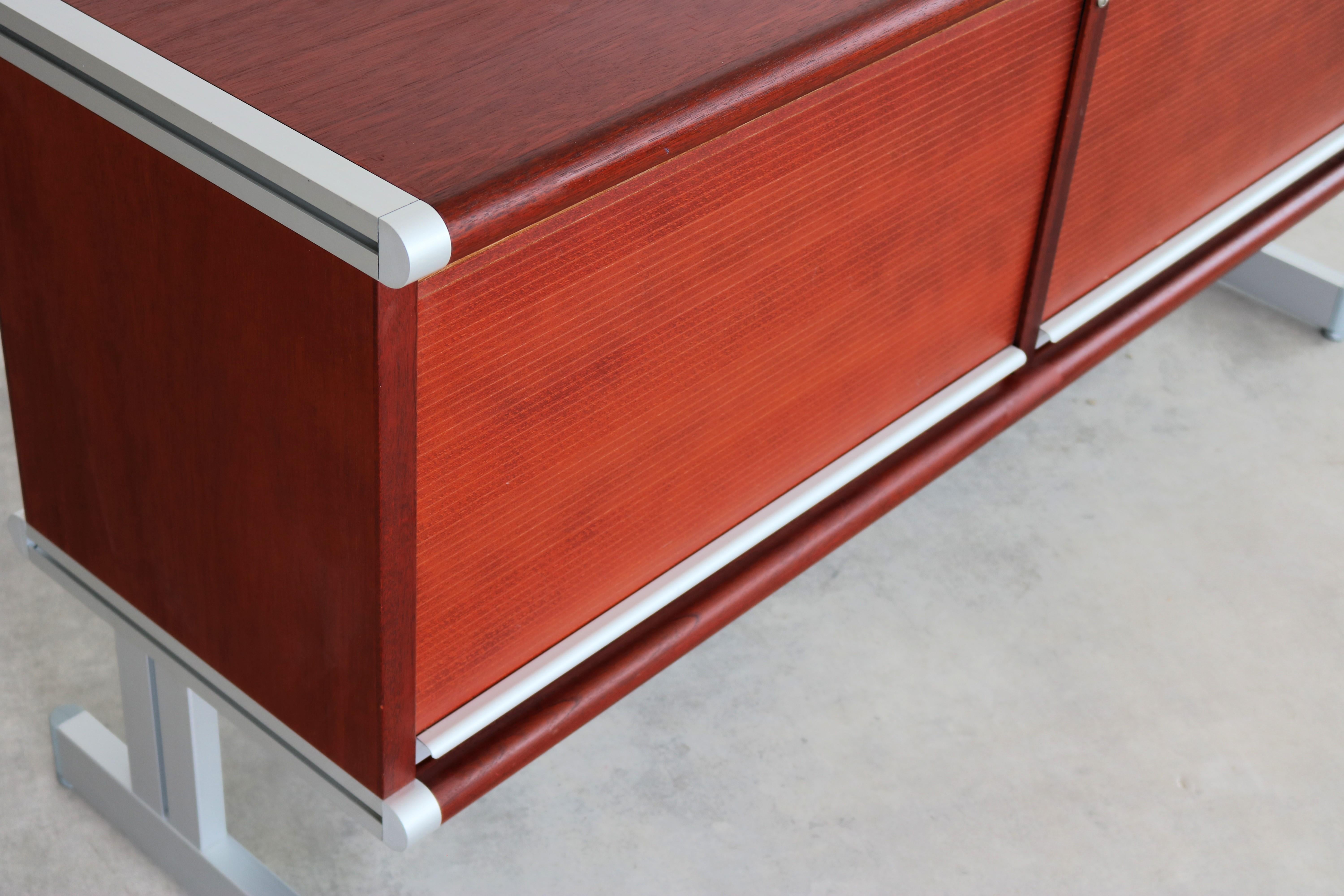 Buffet vintage  buffet  mobilier de bureau  1970s en vente 1