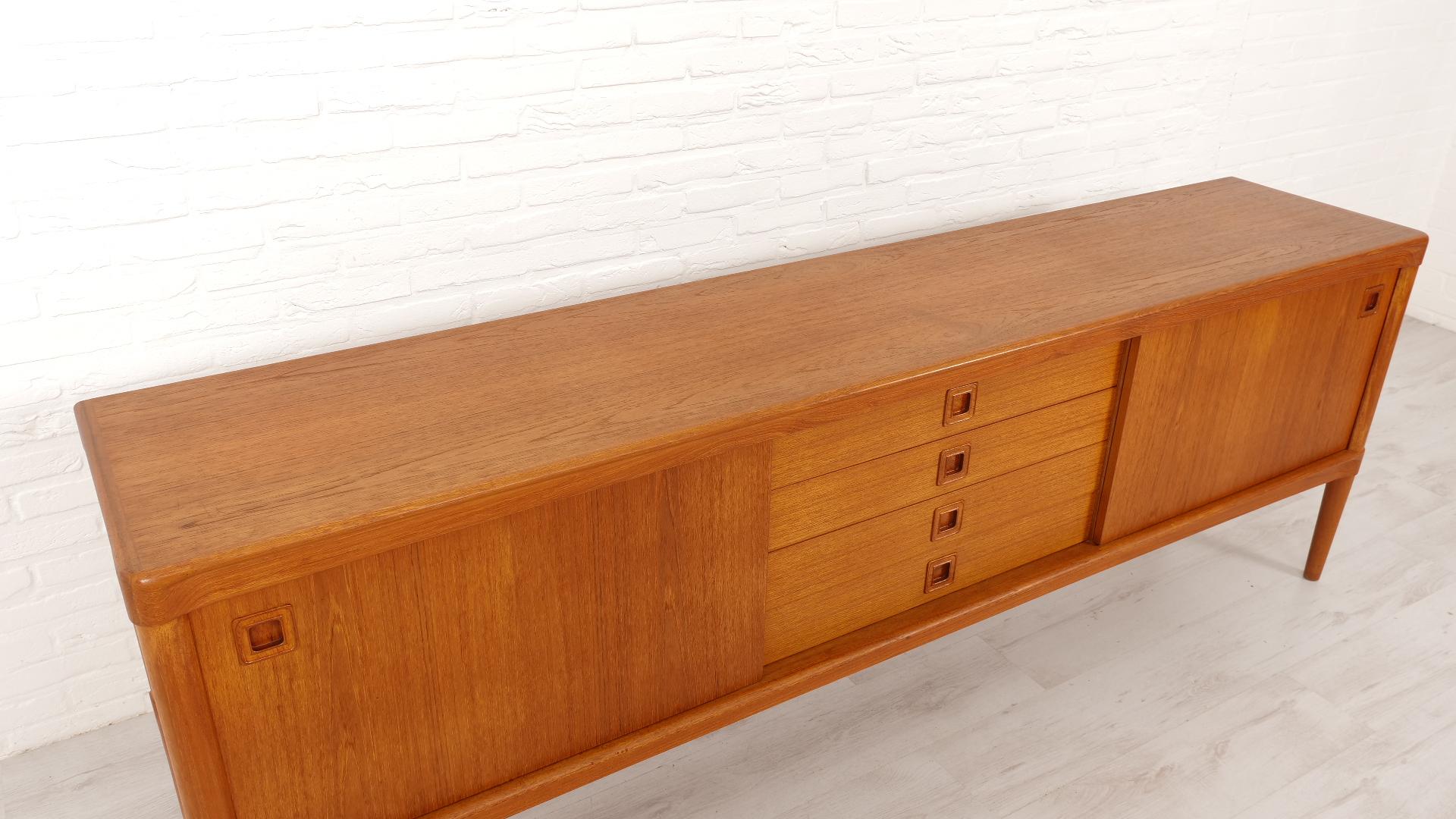 Vintage sideboard  Teak  Bramin  H.W. Klein  225 cm For Sale 6