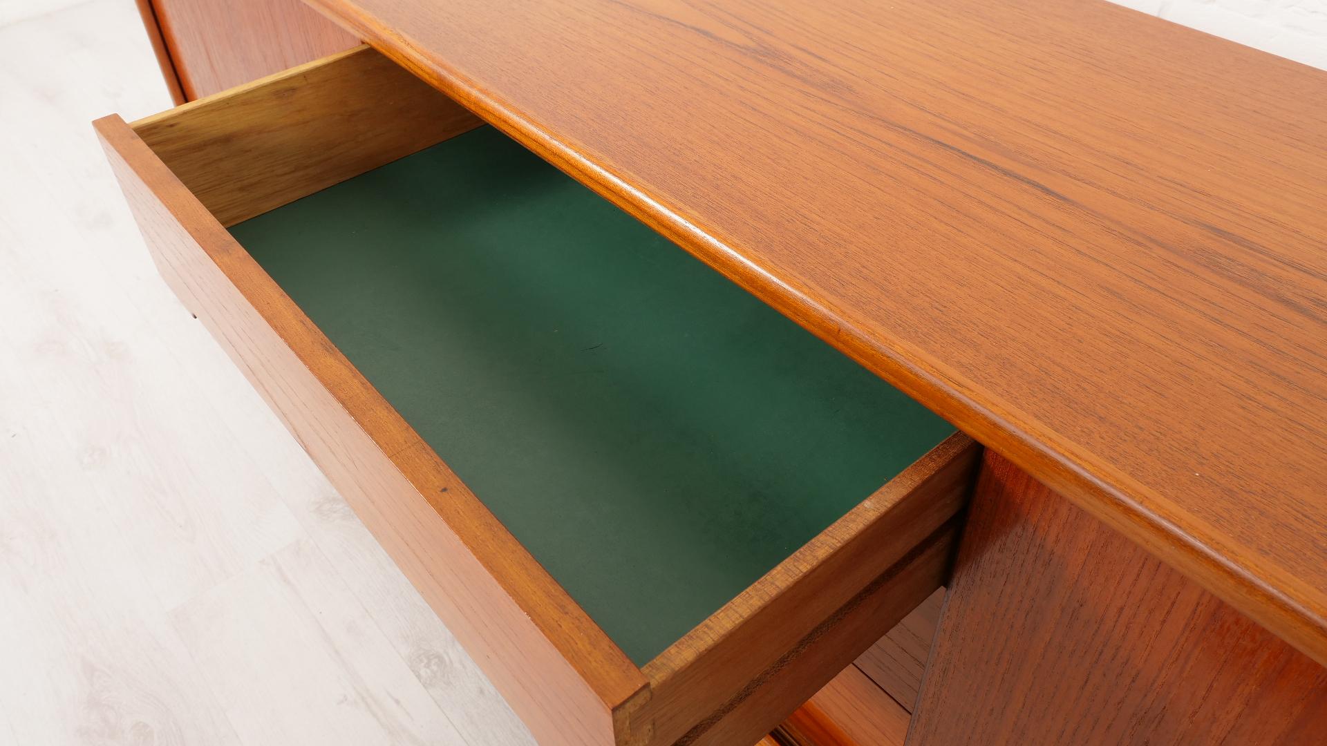 Vintage sideboard  Teak  Danish design  200 cm For Sale 5