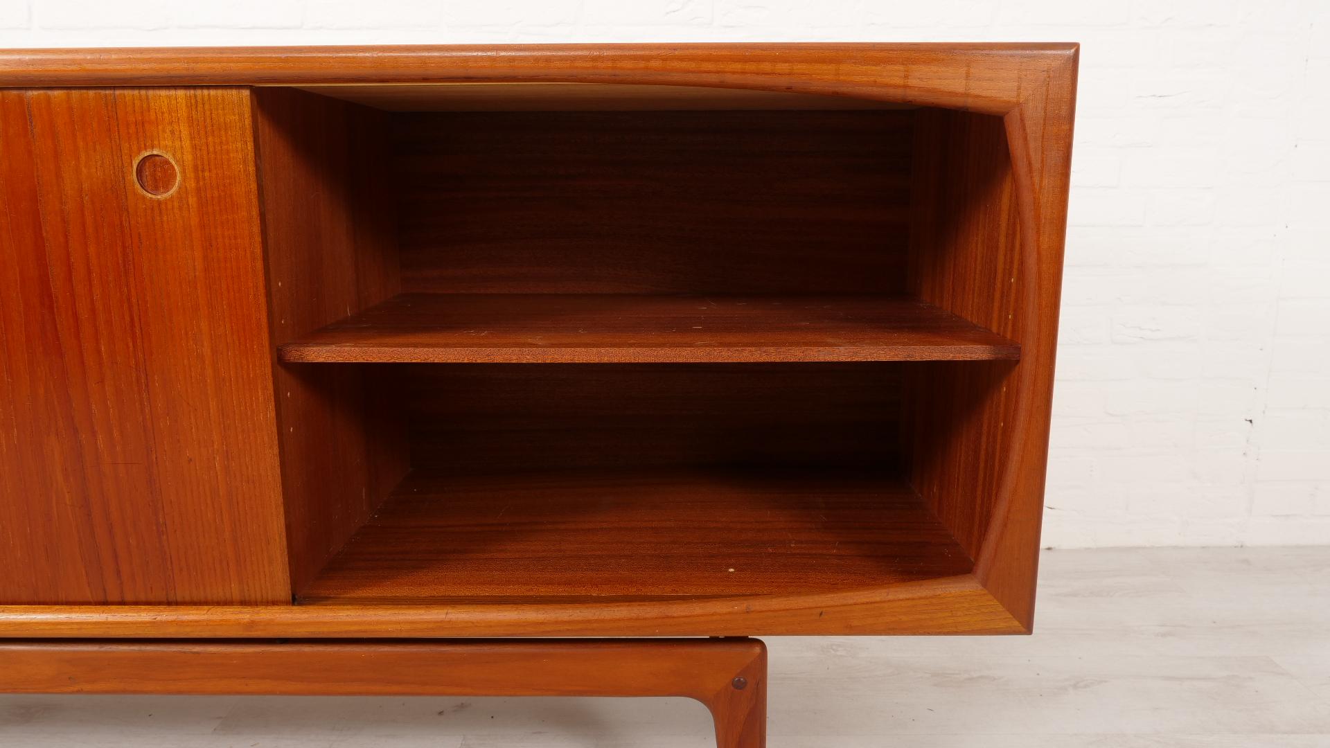 Vintage sideboard  Teak  Danish design  200 cm For Sale 6