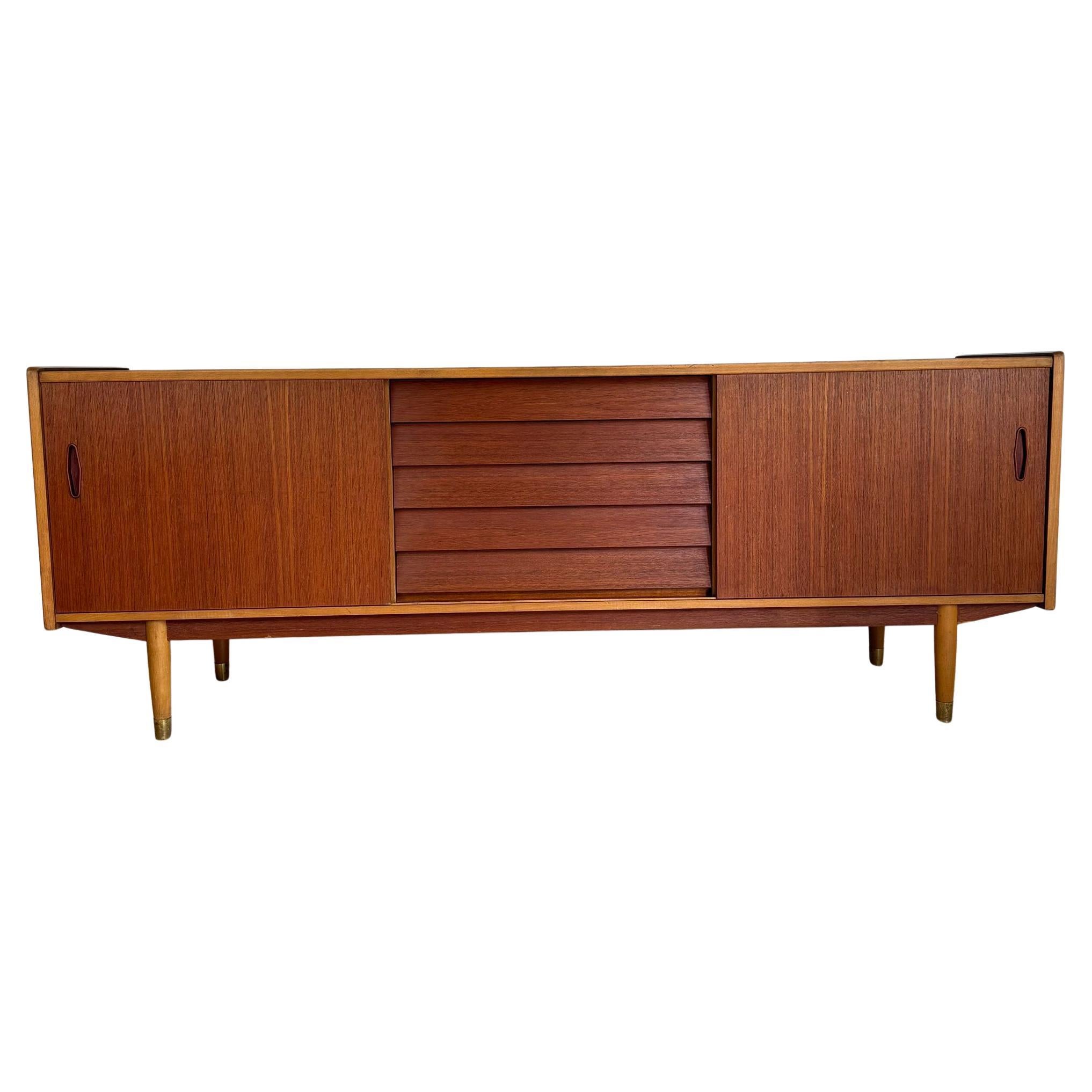 Vintage sideboard 'Trio', Nils Jonsson for Hugo Troeds, Sweden 1960s For Sale