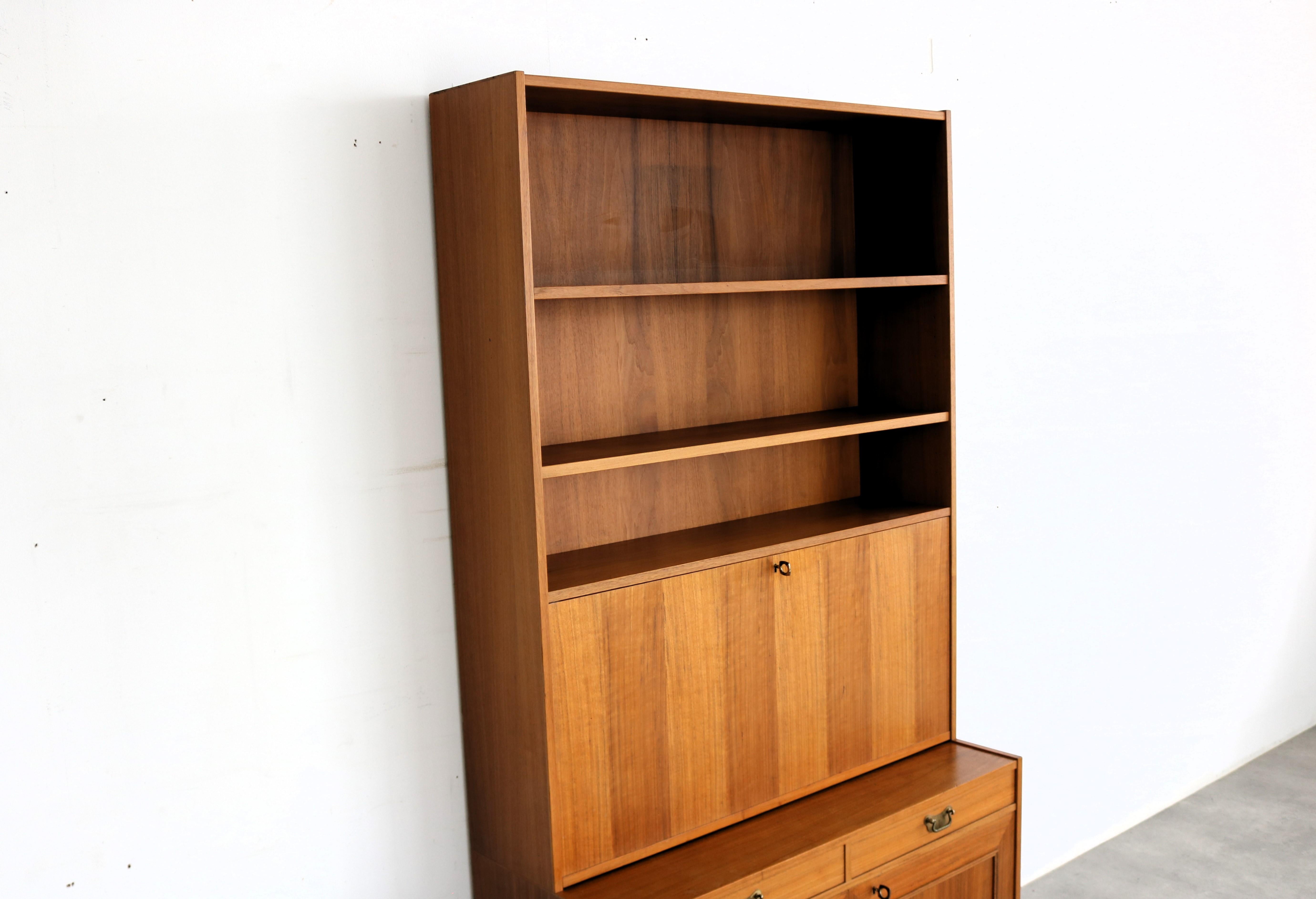 Ottone credenza vintage  armadio a muro  60s  Svedese in vendita