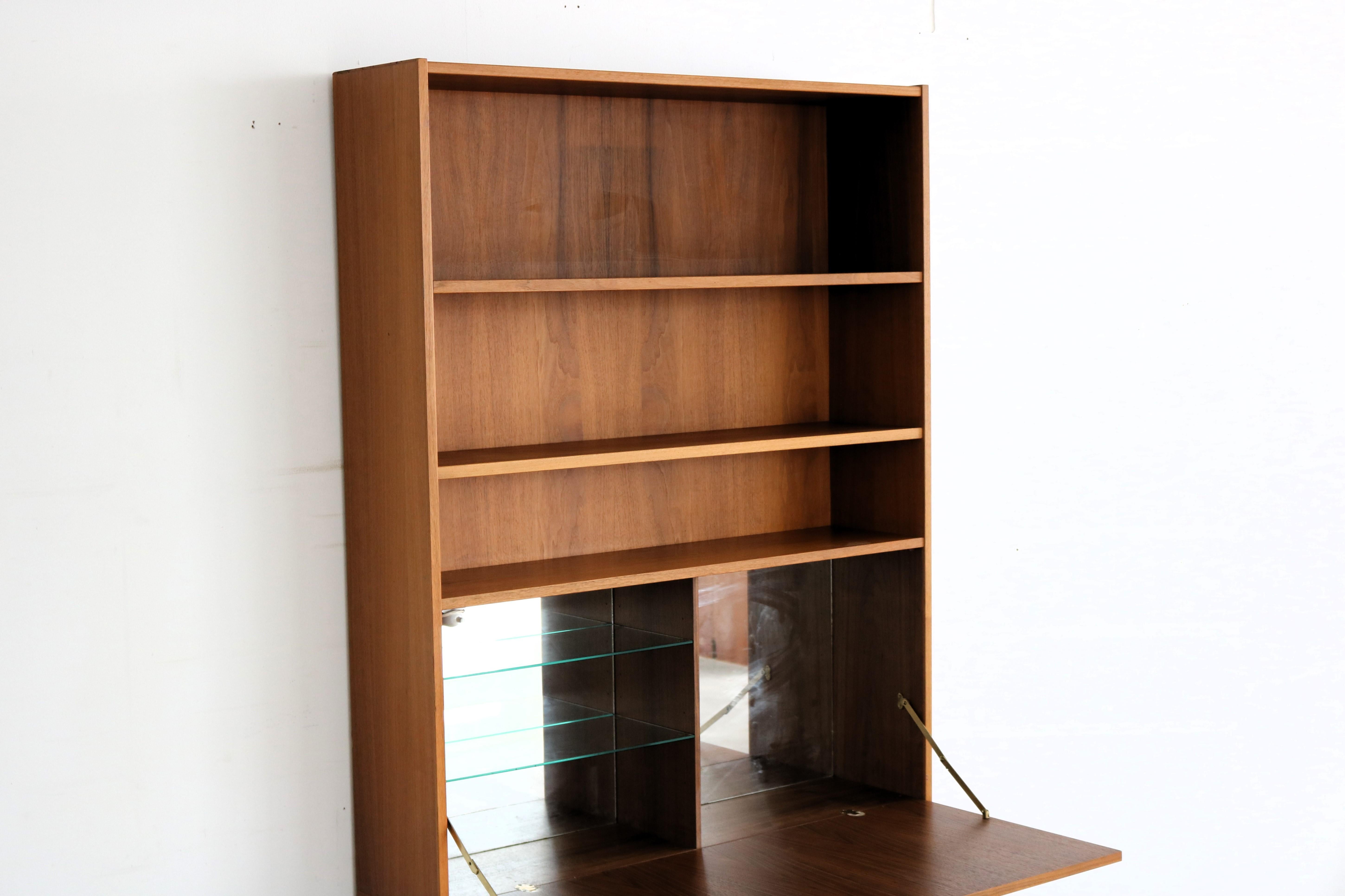 credenza vintage  armadio a muro  60s  Svedese in vendita 4