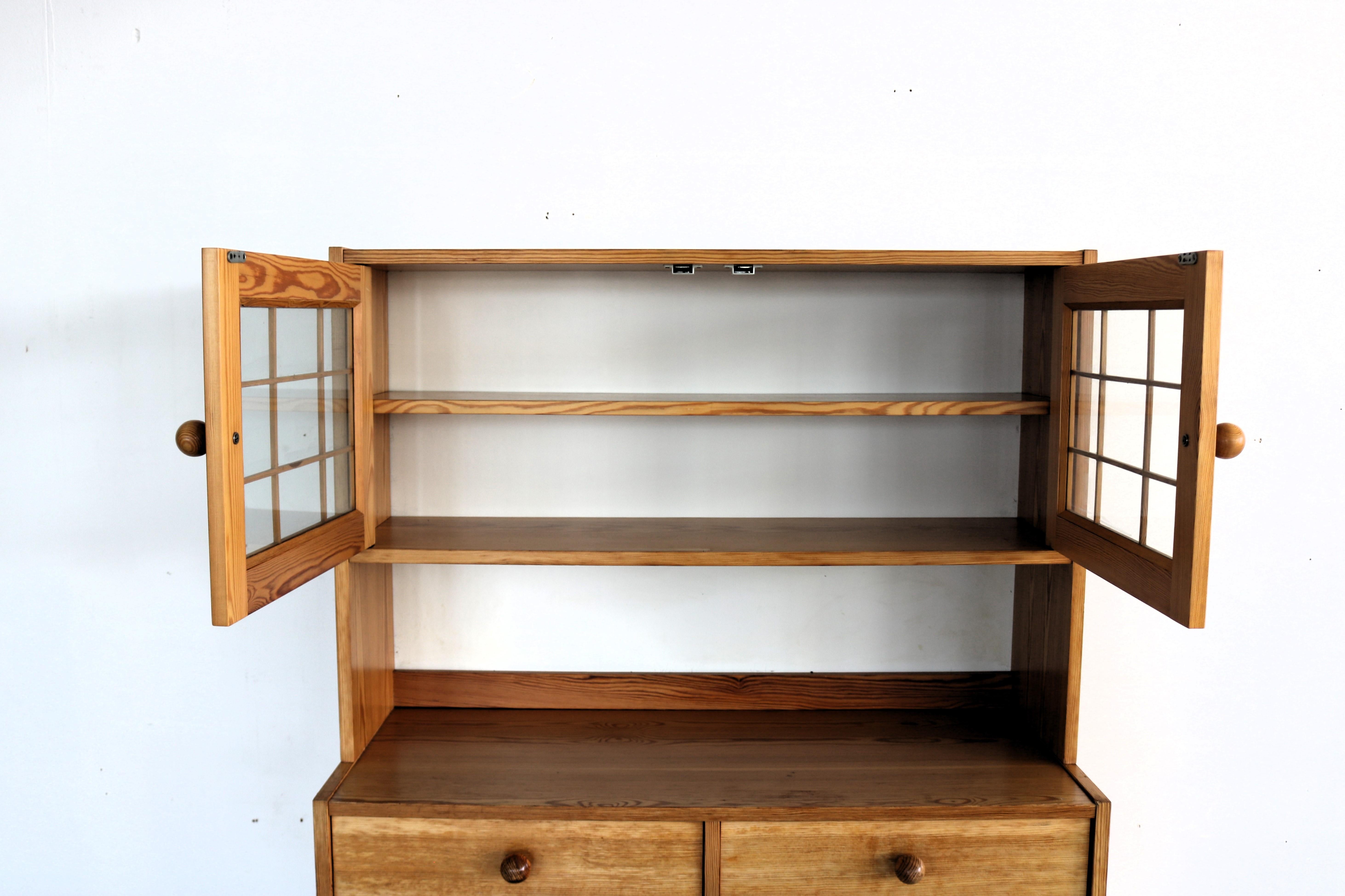 vintage sideboard | wall cupboard | pine | Sweden For Sale 4
