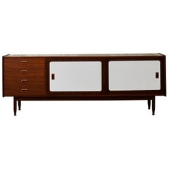Credenza vintage con pelle
