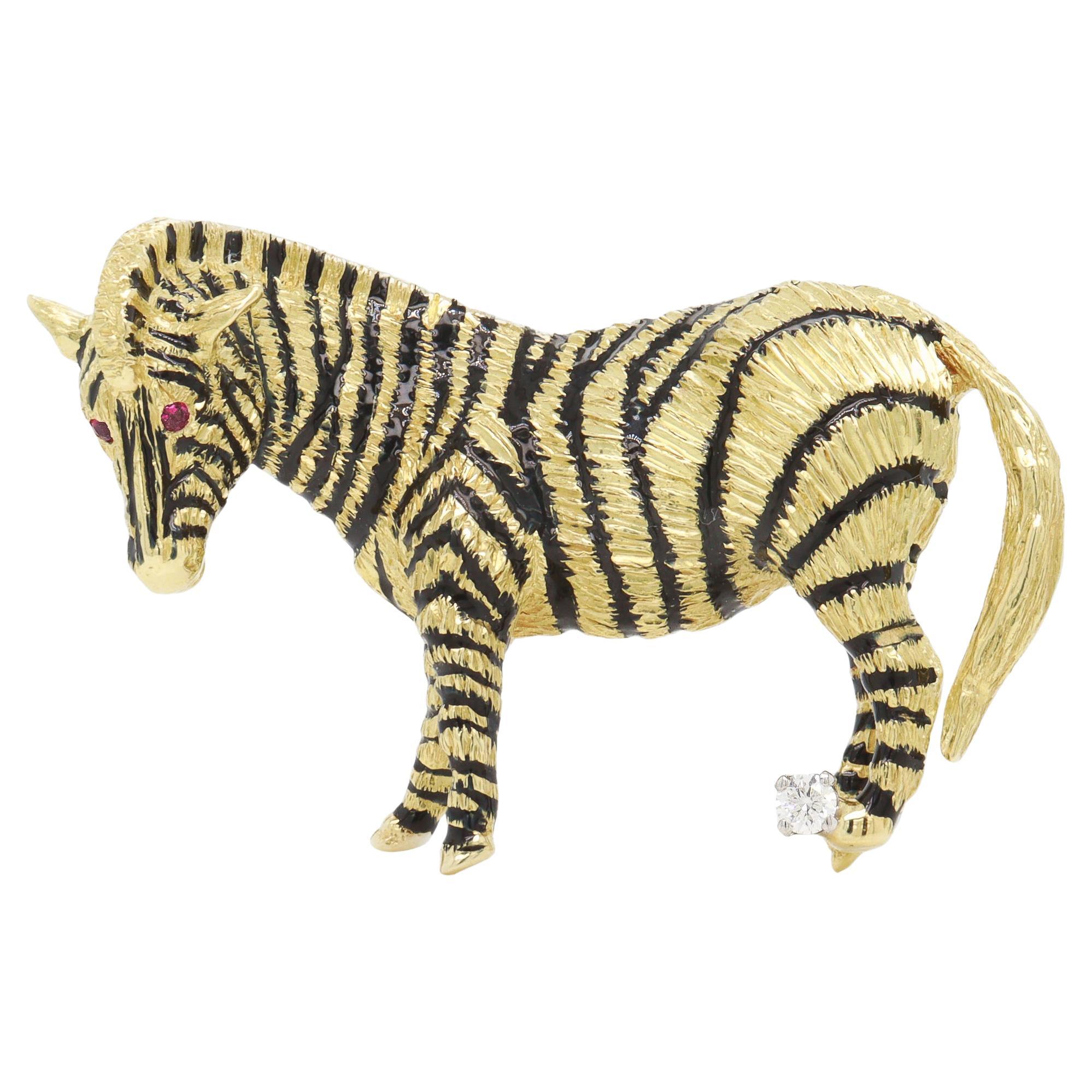 Vintage Signed 18k Gold, Black Enamel, & Diamond Figural Zebra Brooch