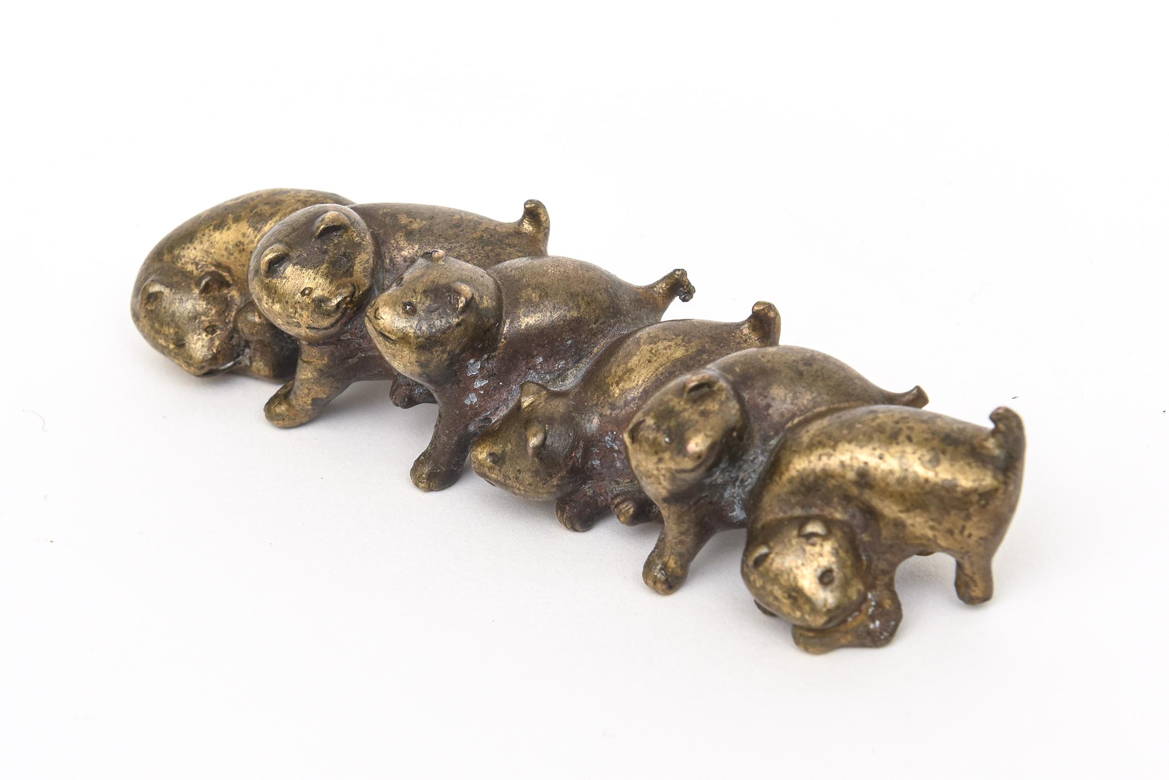 Vintage Signed Arthur Court Bronze Dog Puppies Paperweight Desk Accessory For Sale 4