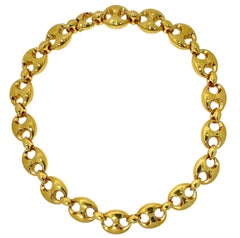 Vintage Signed Authentic Gucci Link Necklace 18 Inches Long in 18K Yellow Gold