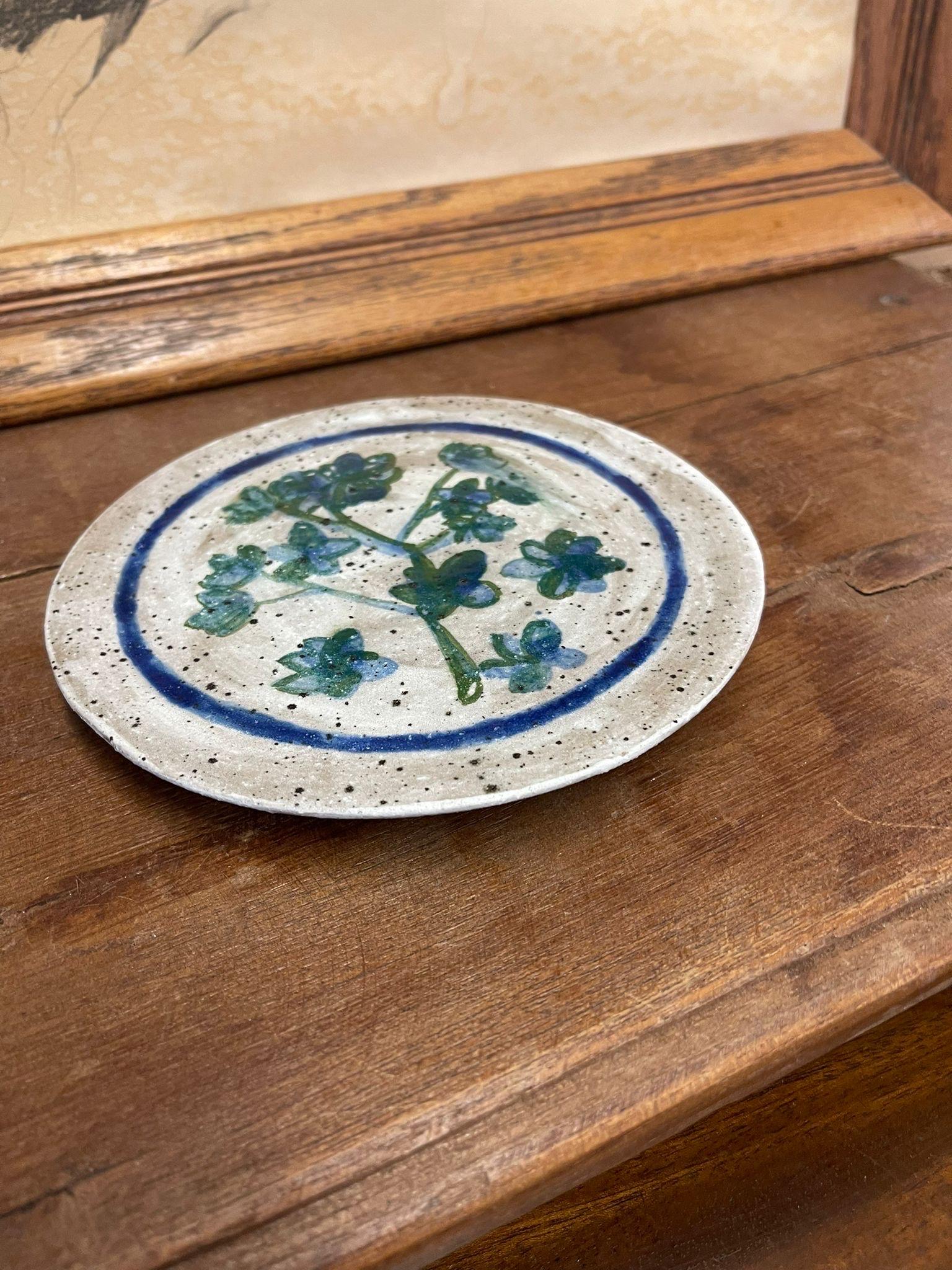 Vintage Signed Ceramic Plate With Blue Floral Motif. For Sale 1