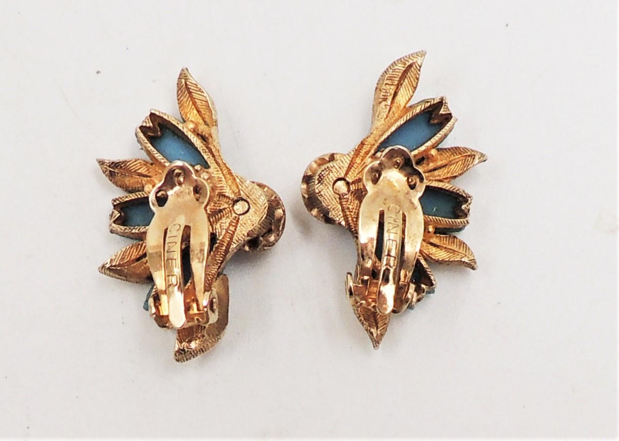 Modern Vintage Signed Ciner Goldtone Faux-Turquoise Rhinestone Flower Clip Earrings For Sale