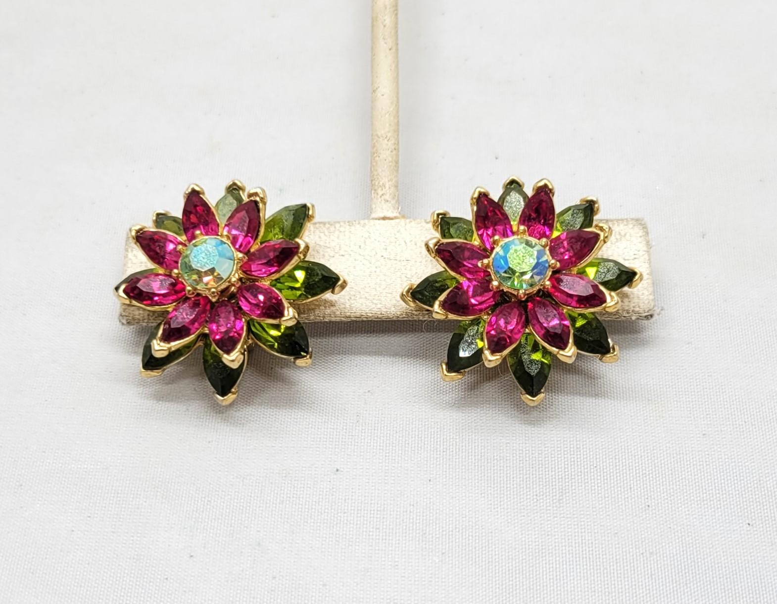 Modern Vintage Signed Crown Trifari Faux-Peridot & Faux-Ruby Flower Clip Earrings c1961 For Sale