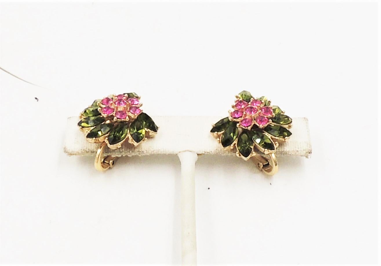 Vintage Signed Crown Trifari Faux-Ruby & Peridot Rhinestone Clip Earrings In Excellent Condition In Easton, PA