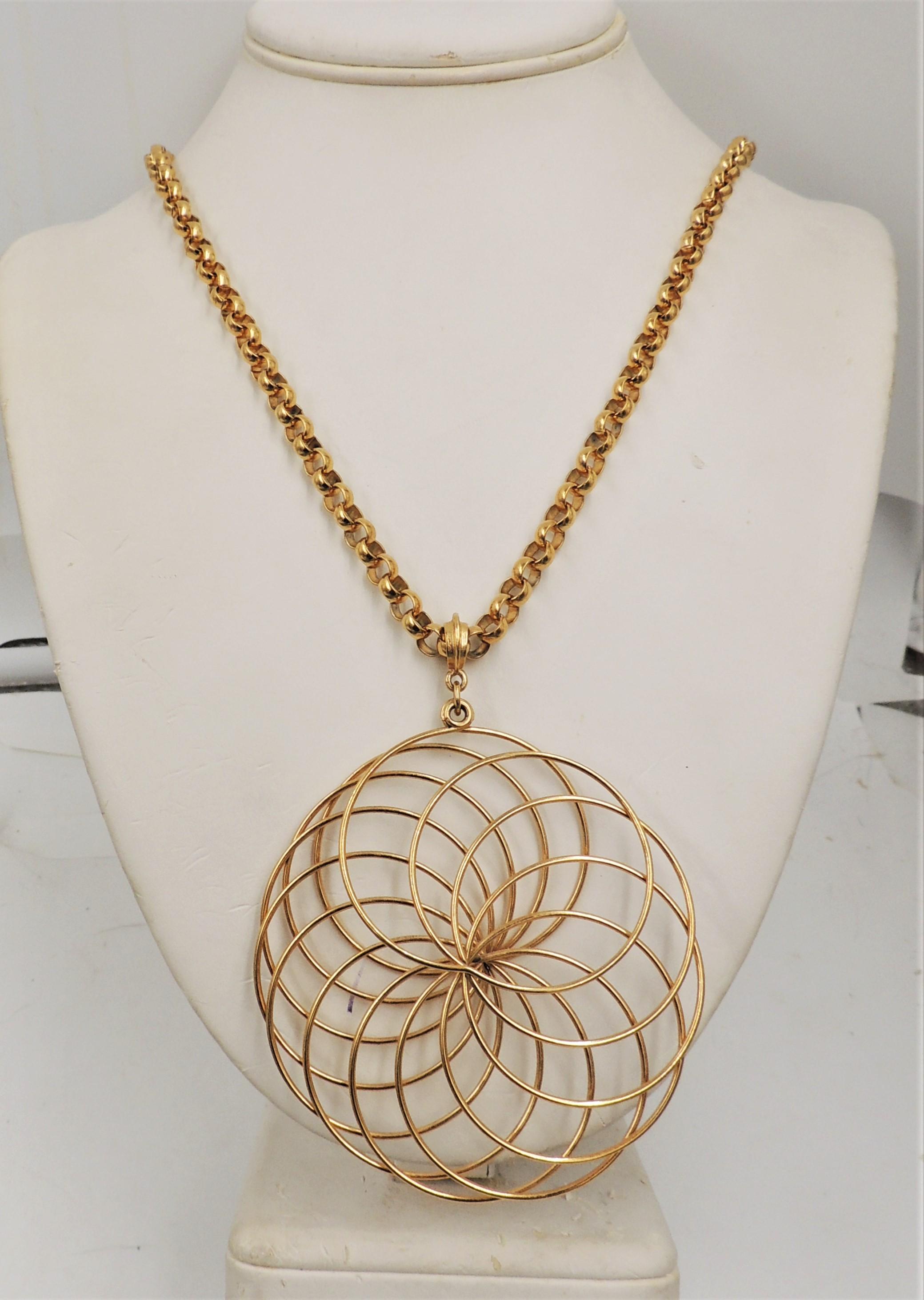 vintage crown trifari bright light weight gold bead and chain necklace