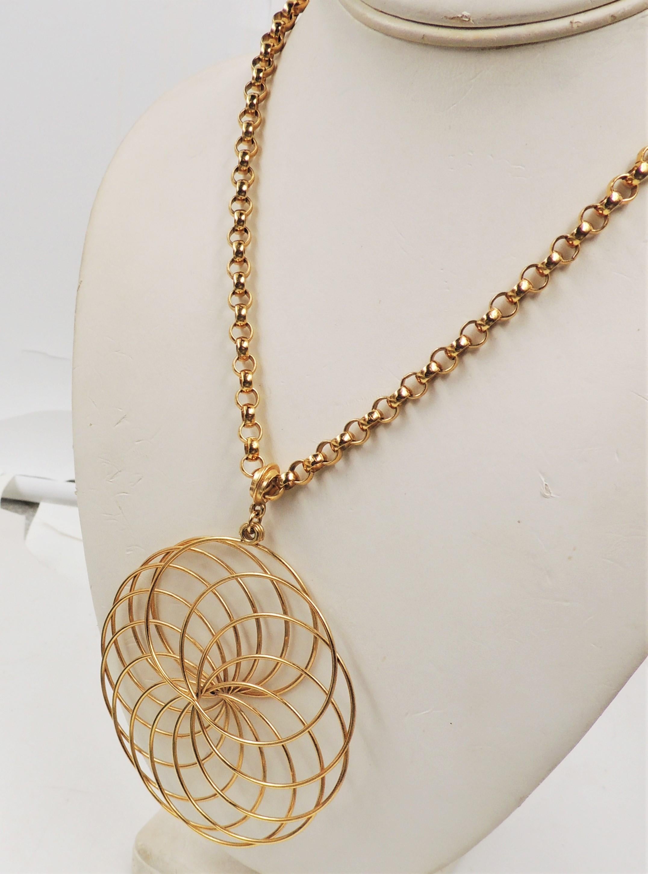 Vintage Signed Crown Trifari Goldtone Spiral Pendant Necklace, 1974 Ad Piece For Sale 1
