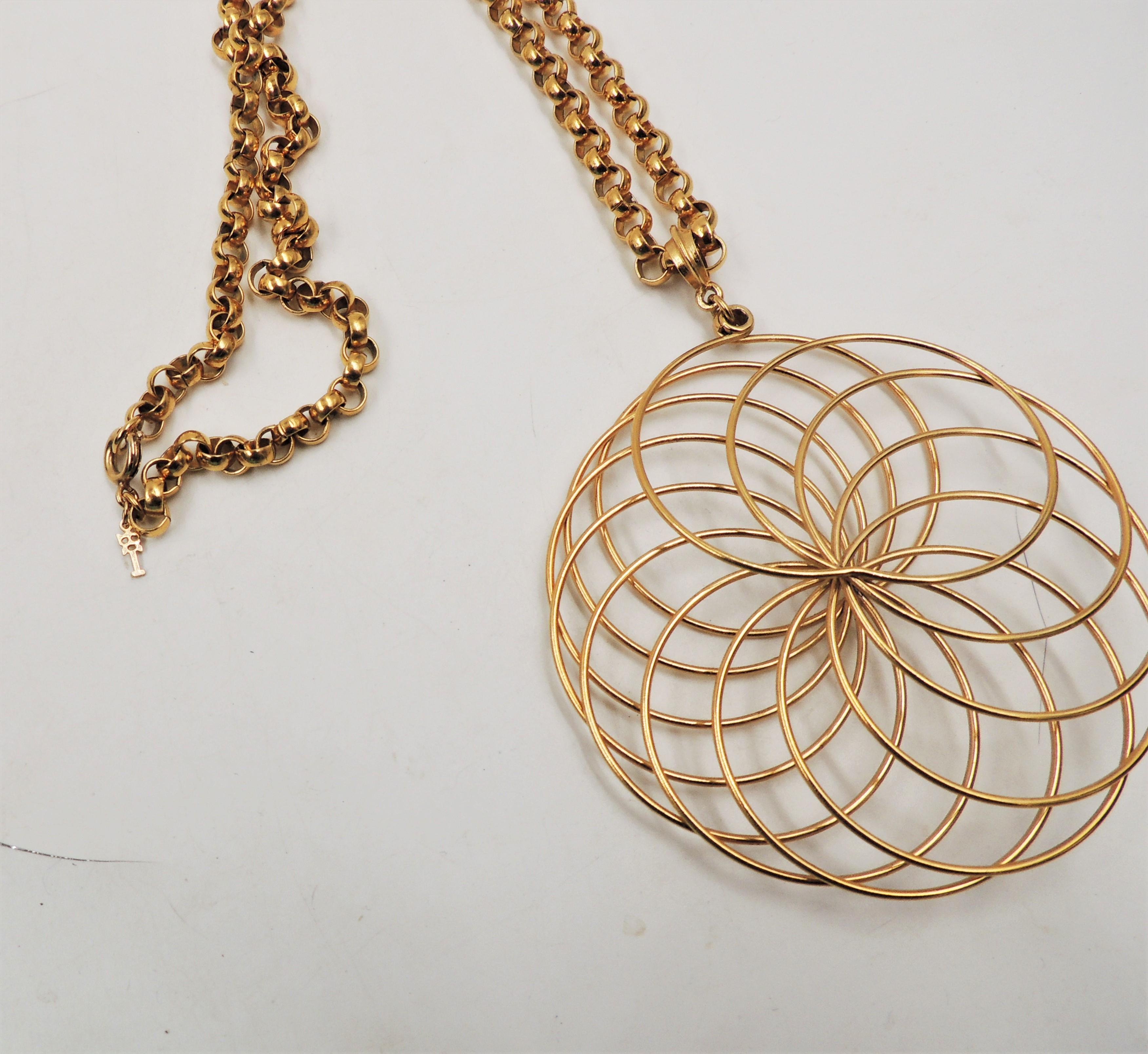 Vintage Signed Crown Trifari Goldtone Spiral Pendant Necklace, 1974 Ad Piece For Sale 3