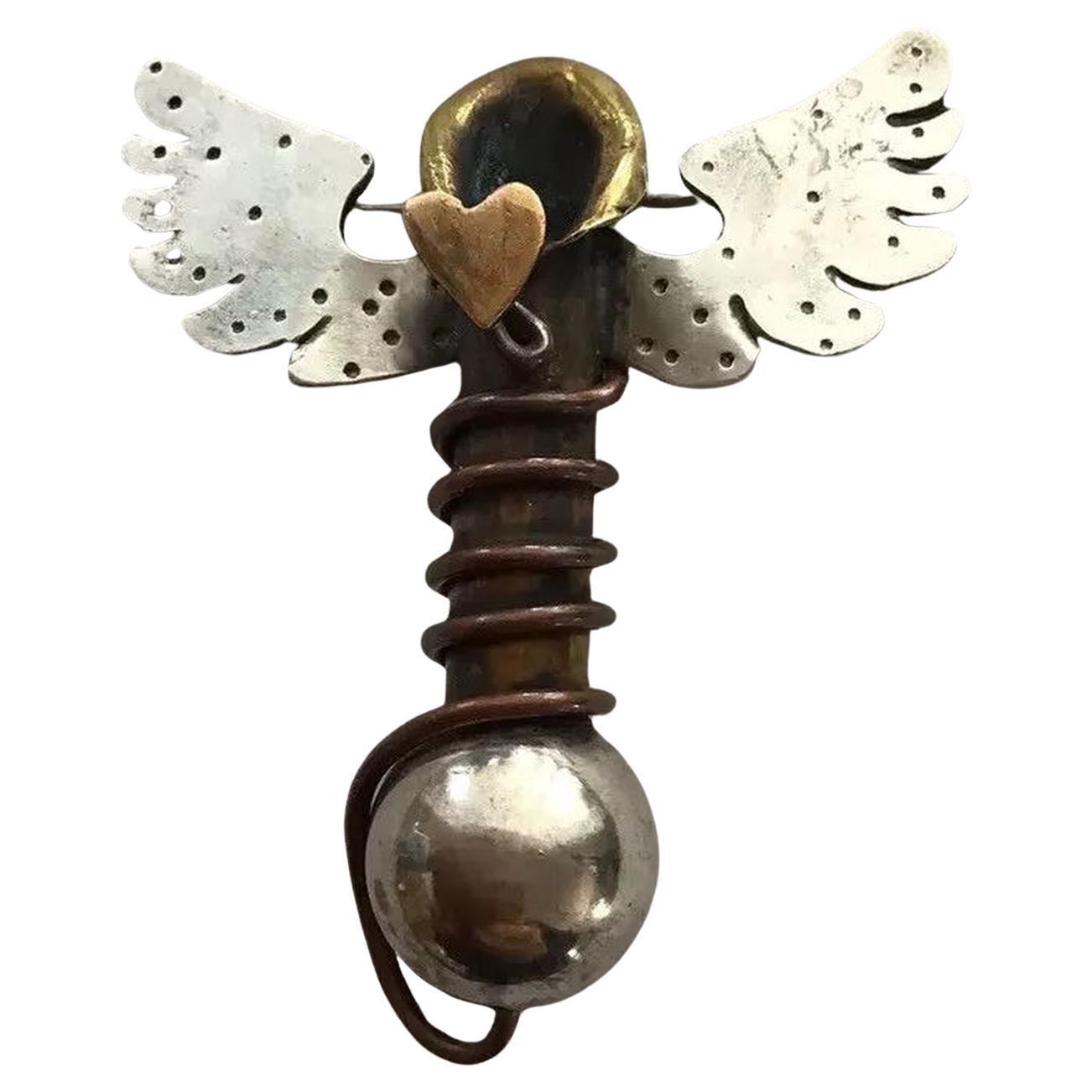 Vintage Signed Designer Thomas Mann Silver Techno Romantic Heart Angel Wings Pin For Sale