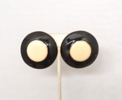 Vintage Signed Escada Round Goldtone Black & Tan Bullseye Clip Earrings