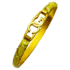 Pulsera brazalete de piel de serpiente chapada en oro de 24 quilates firmada vintage FLORENCE Italia