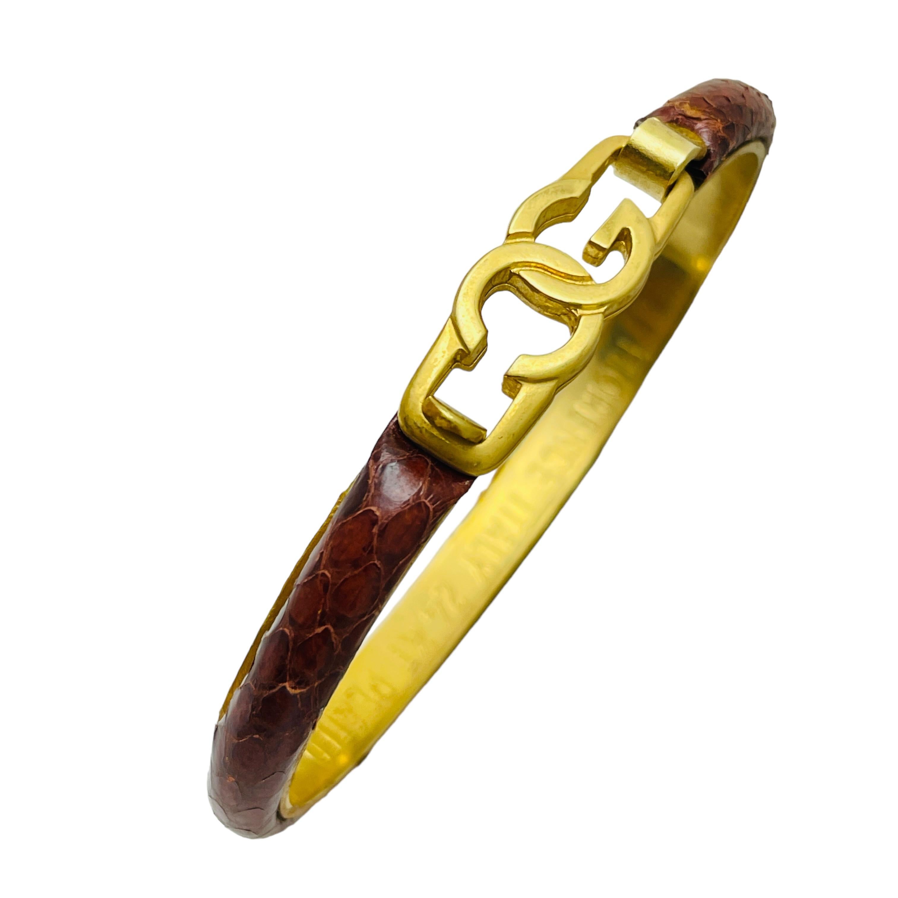 Pulsera brazalete de piel de serpiente chapada en oro de 24 quilates firmada vintage FLORENCE Italia