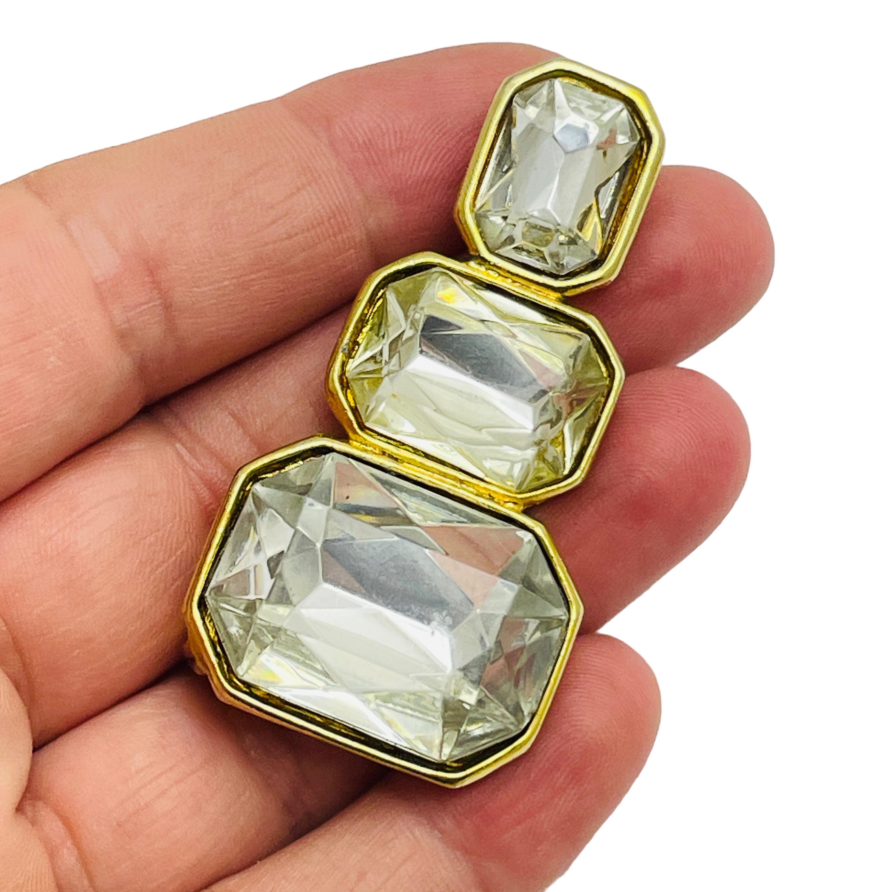 Women's Vintage signed gold tone glass designer brooch For Sale