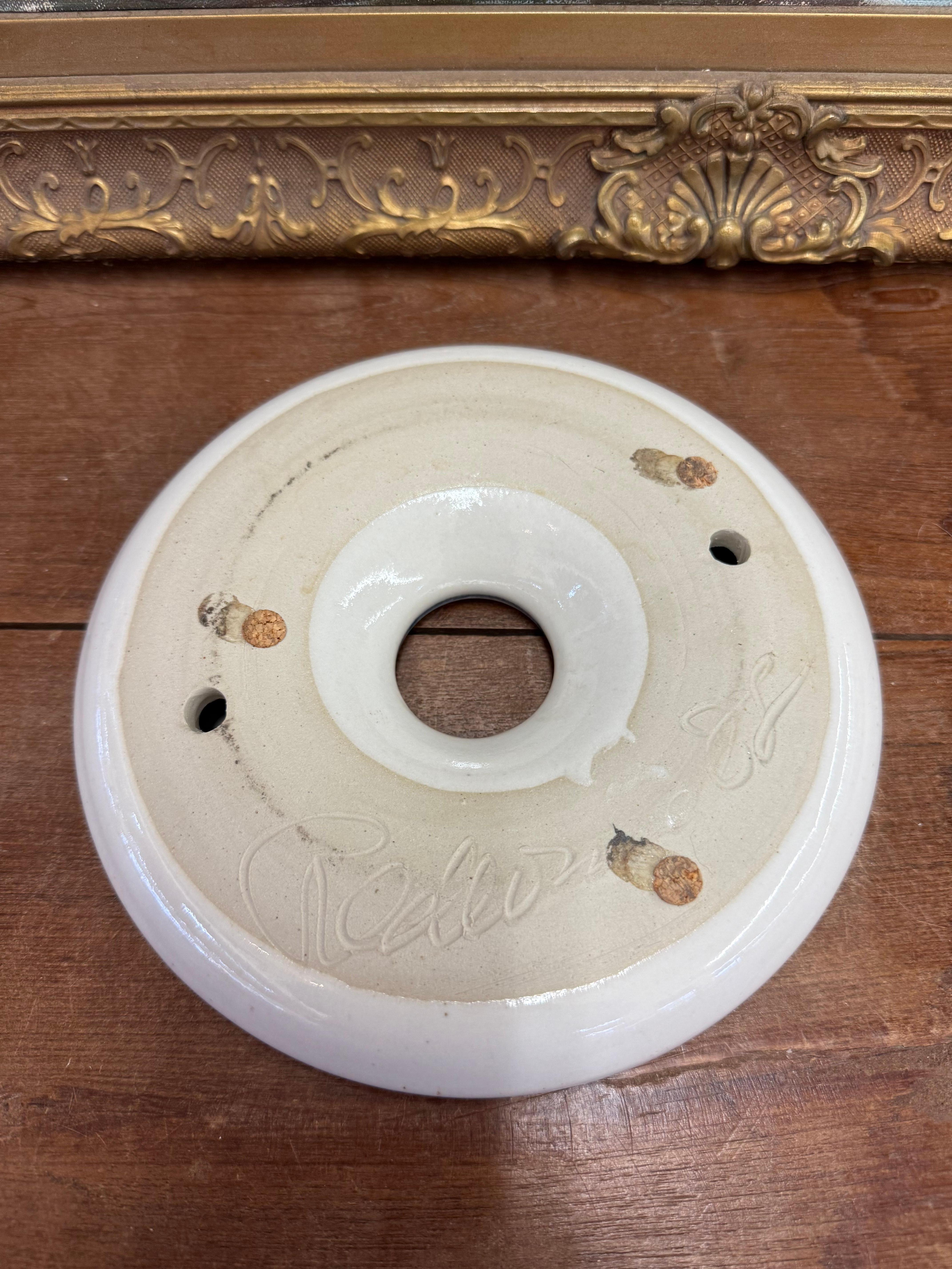 Pato Vintage Firmado Hecho a Mano Arte Decorativo Disco de Cerámica c/ motivo pájaro en venta 3