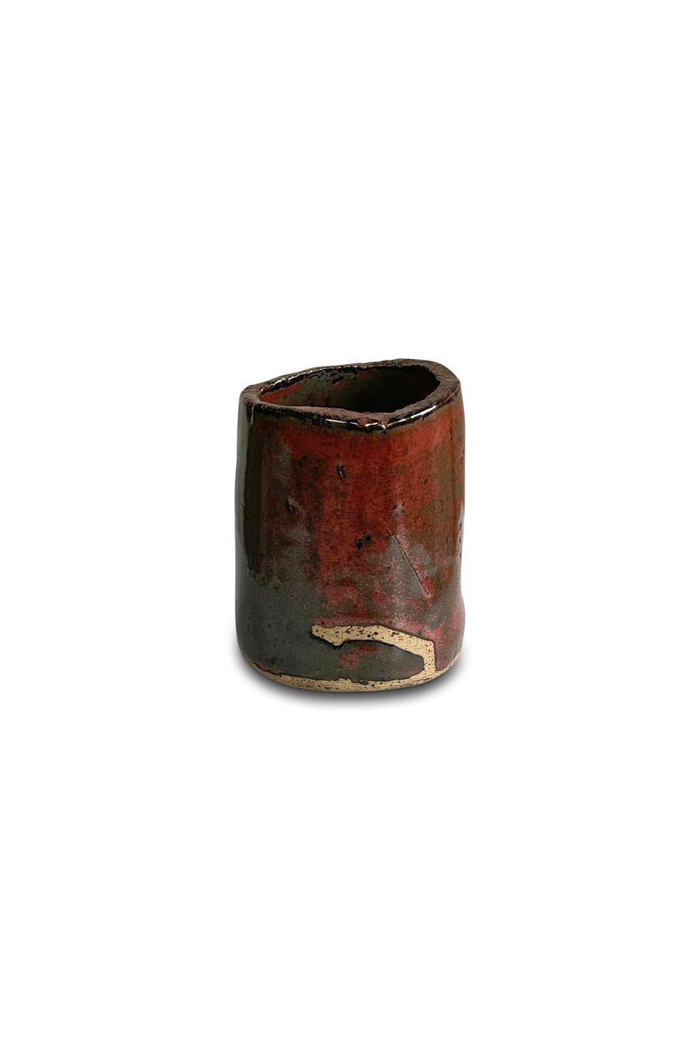 Vernissé Vase vintage signé à la main en céramique émaillée en vente