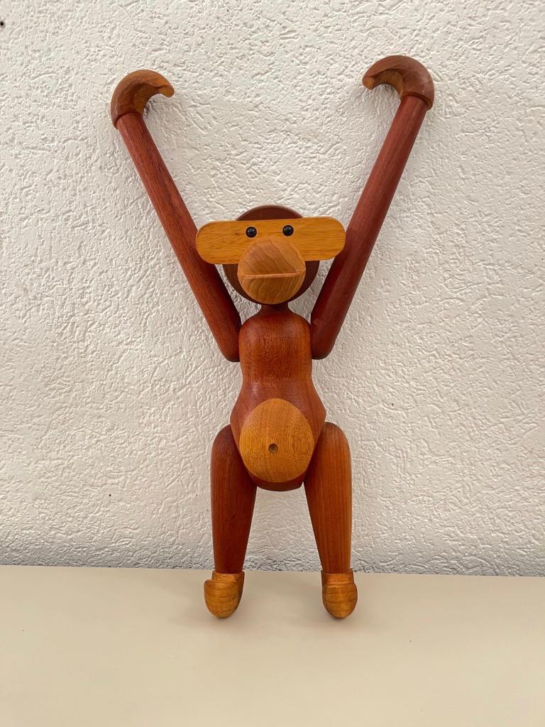 Vintage Signed Largest Teak Articulated Monkey by Kay Bojesen, Denmark ca. 1952 For Sale 1