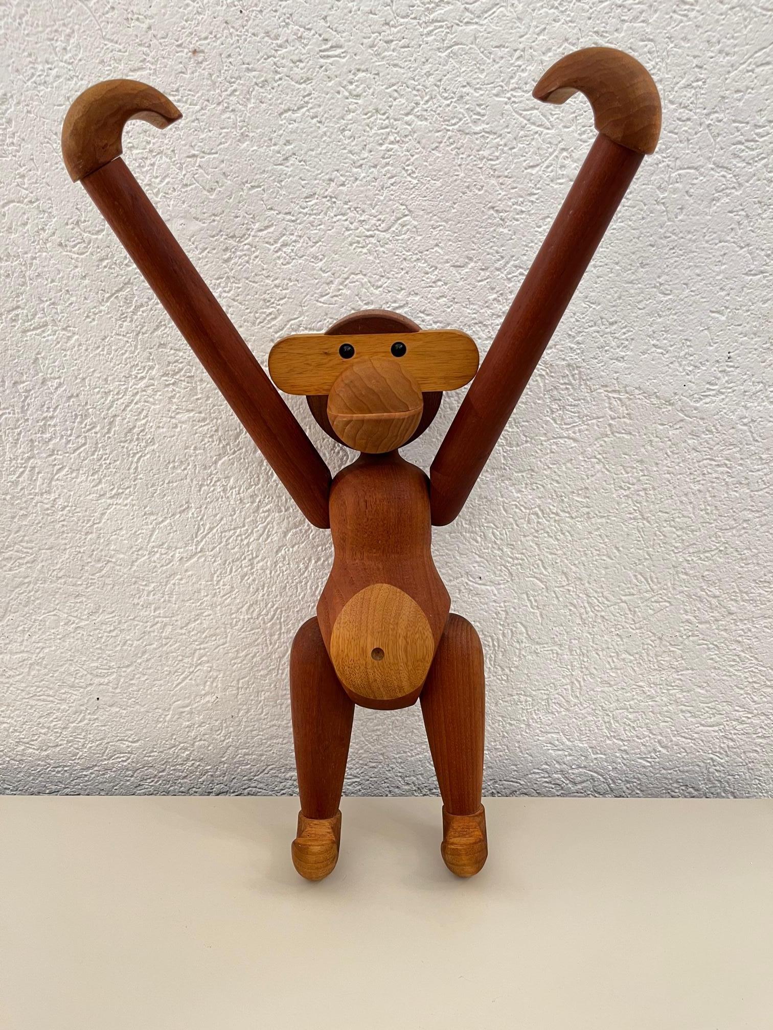 Scandinave moderne Vintage Signé Largest Teak Articulated Monkey by Kay Bojesen, Denmark ca 1952 en vente