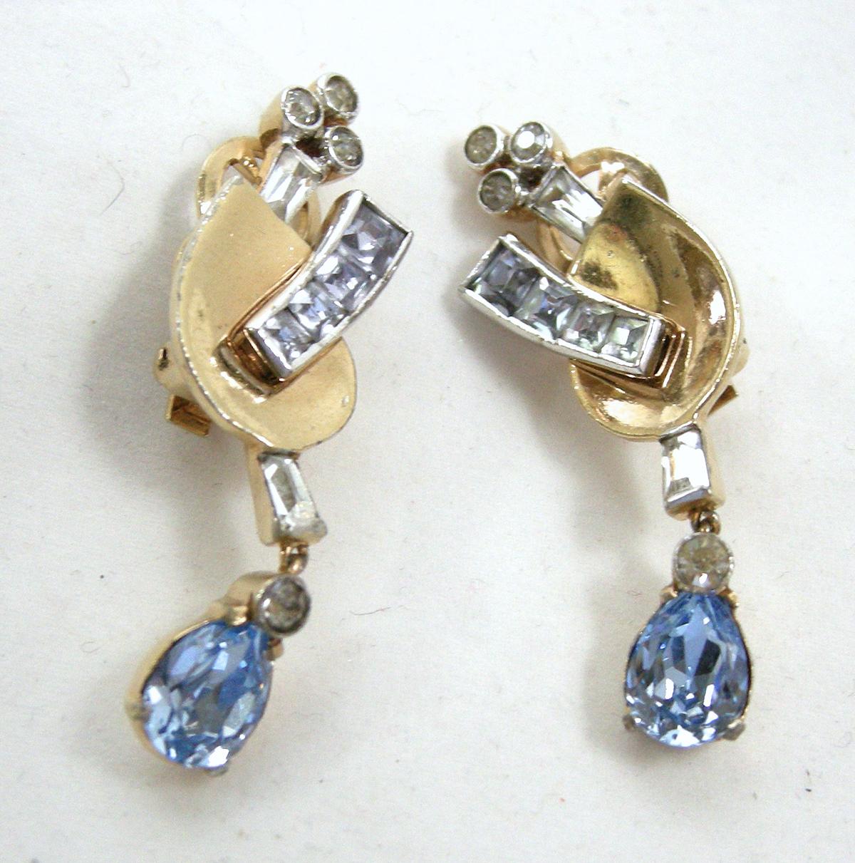 Vintage Signed Mazer Bros. Crystal Bracelet & Earring Set For Sale 3