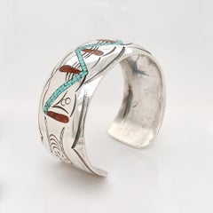 Manschettenarmband, signiert Old Pawn, Navajo Silber, Türkis und Koralle